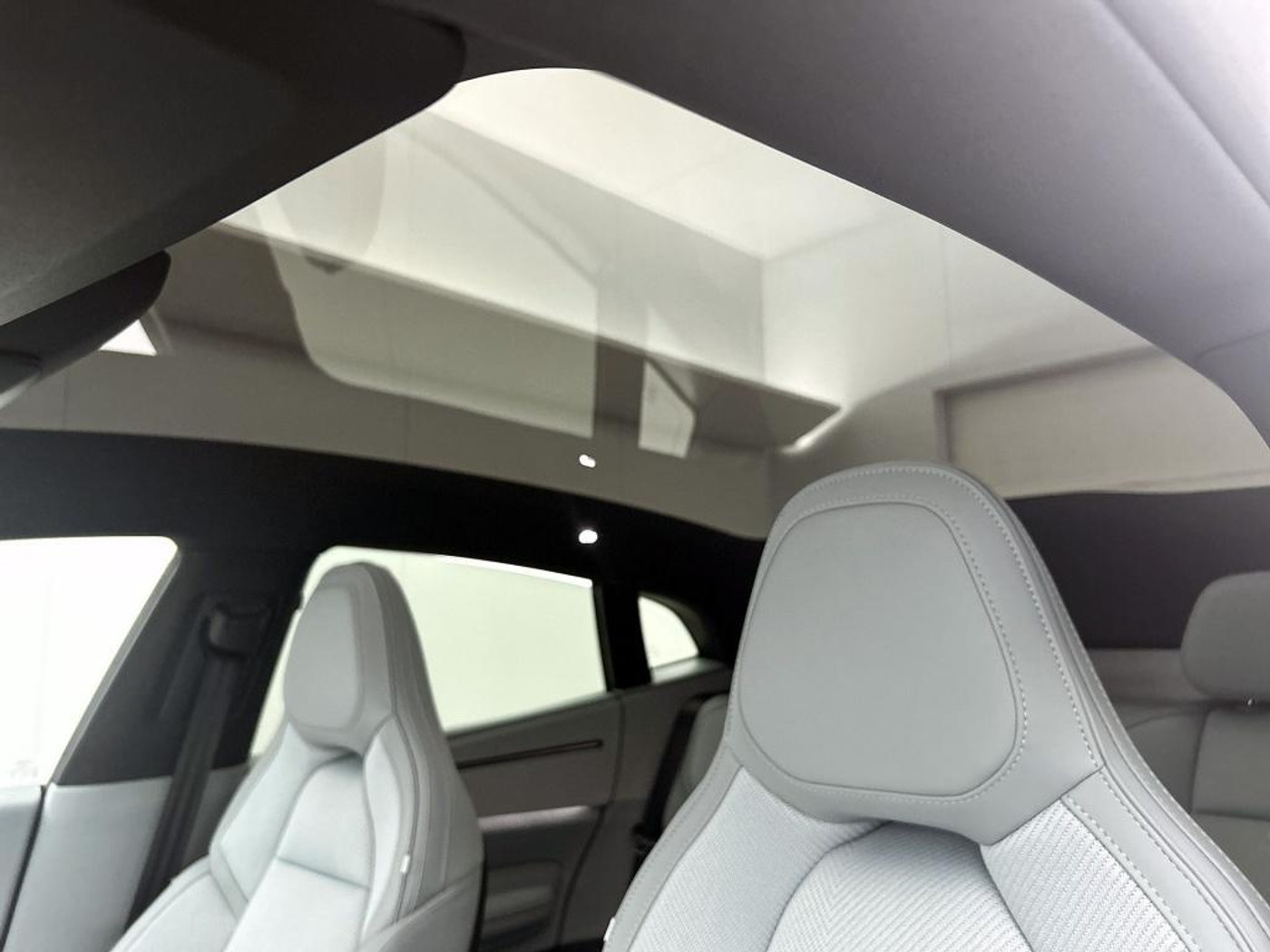 Foto van Polestar Polestar 4