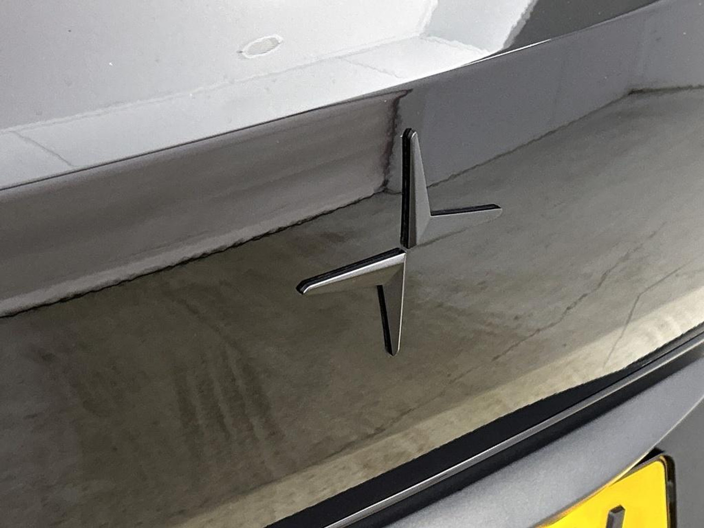 Foto van Polestar Polestar 4