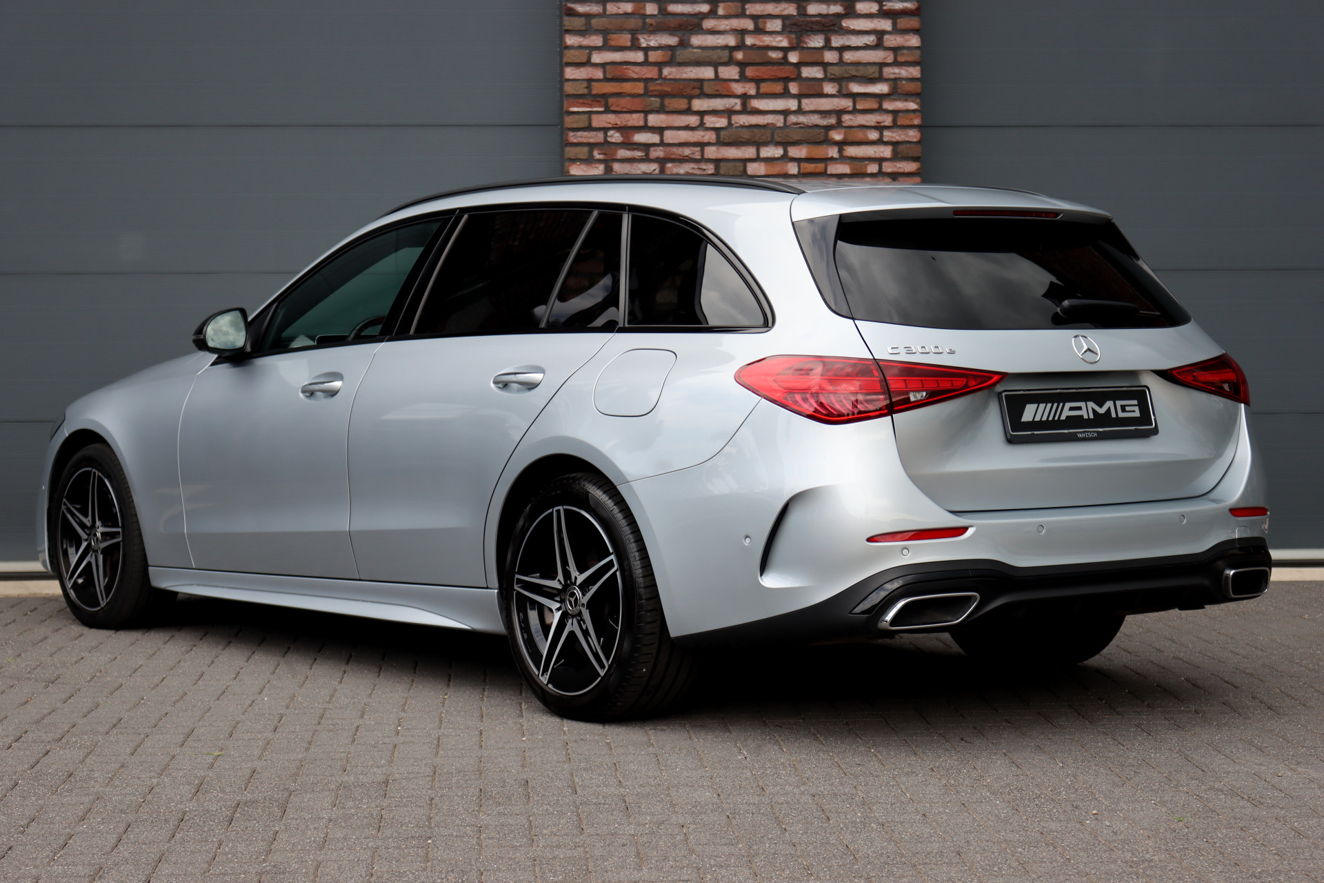 Foto van Mercedes-Benz C 300 E