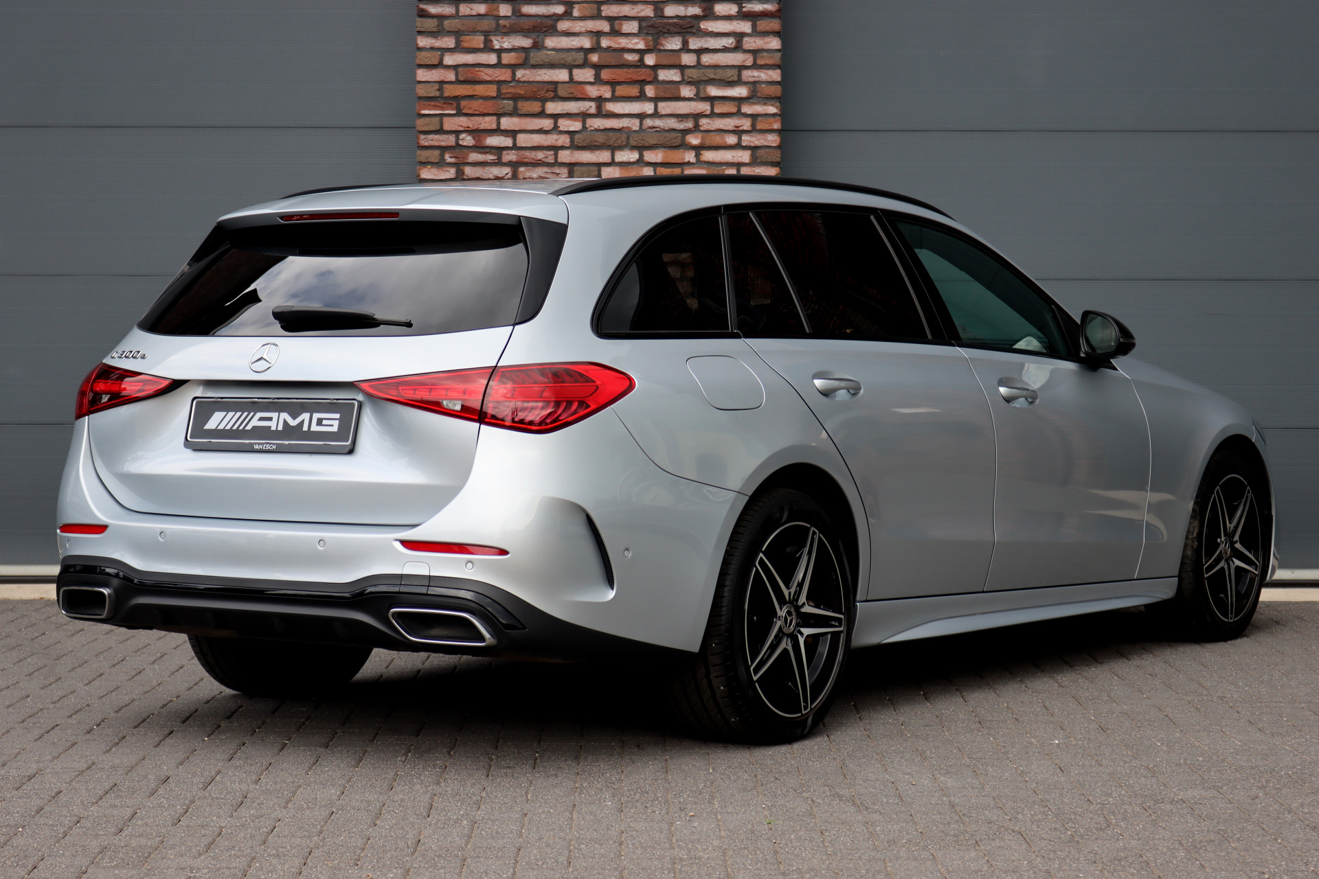 Foto van Mercedes-Benz C 300 E
