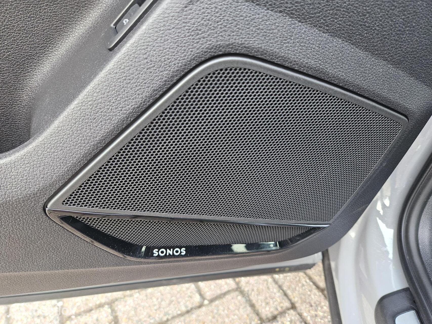 Foto van Audi RS Q3 Sportback