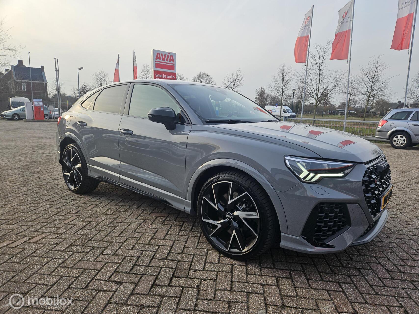 Foto van Audi RS Q3 Sportback