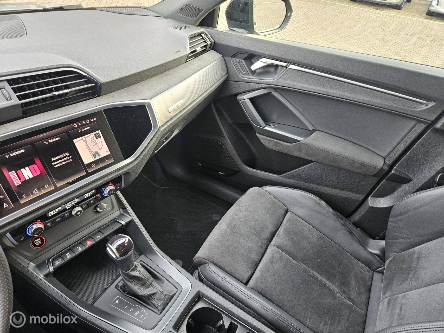 Foto van Audi RS Q3 Sportback