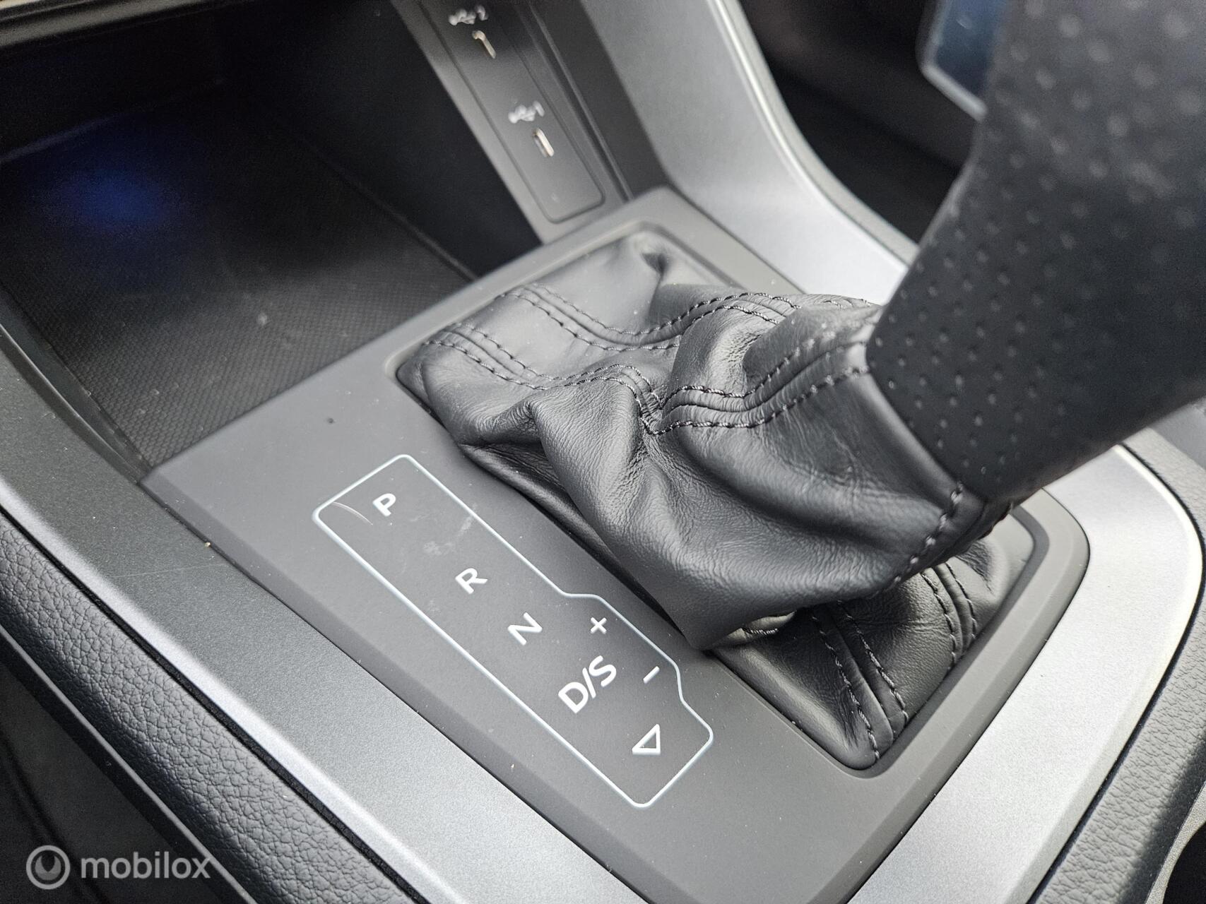 Foto van Audi RS Q3 Sportback