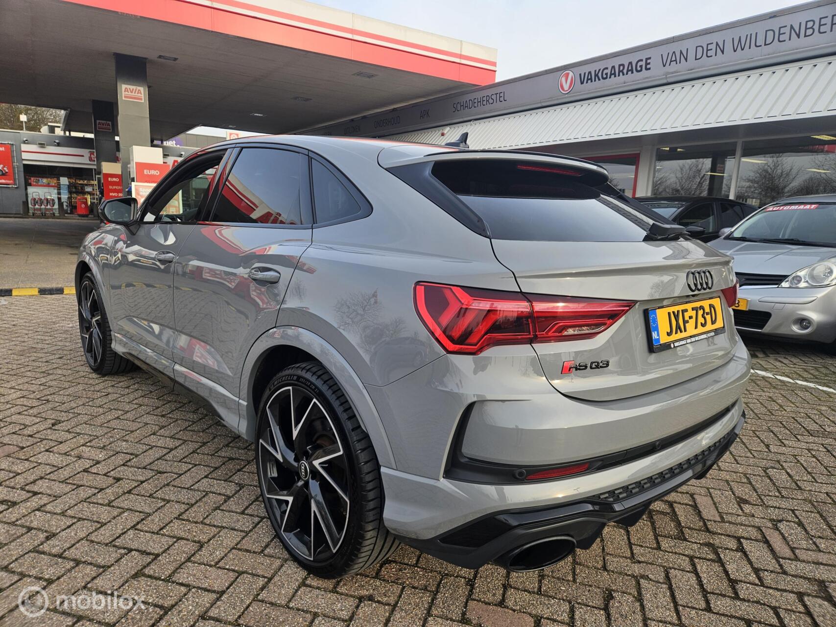 Foto van Audi RS Q3 Sportback