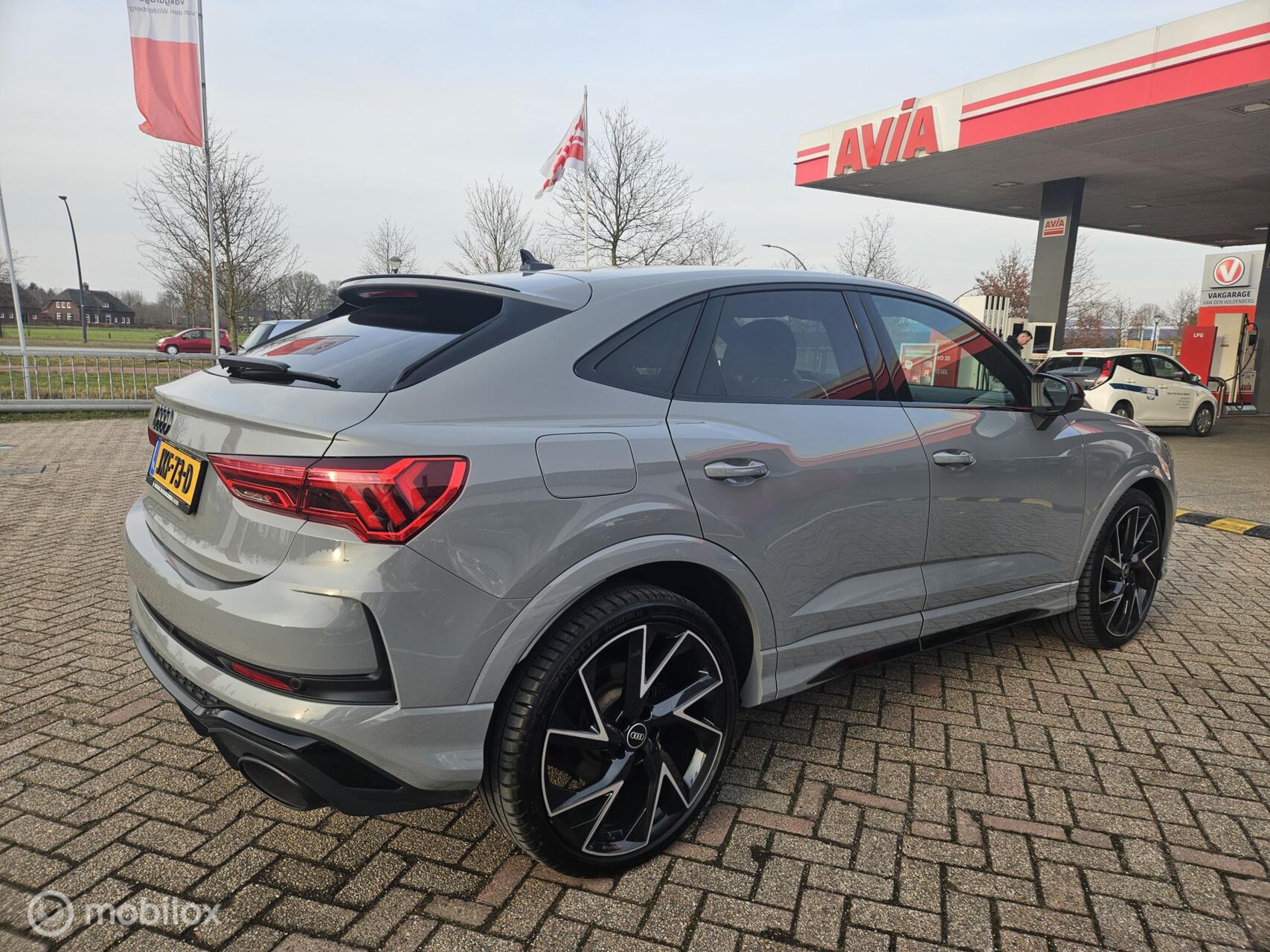 Foto van Audi RS Q3 Sportback