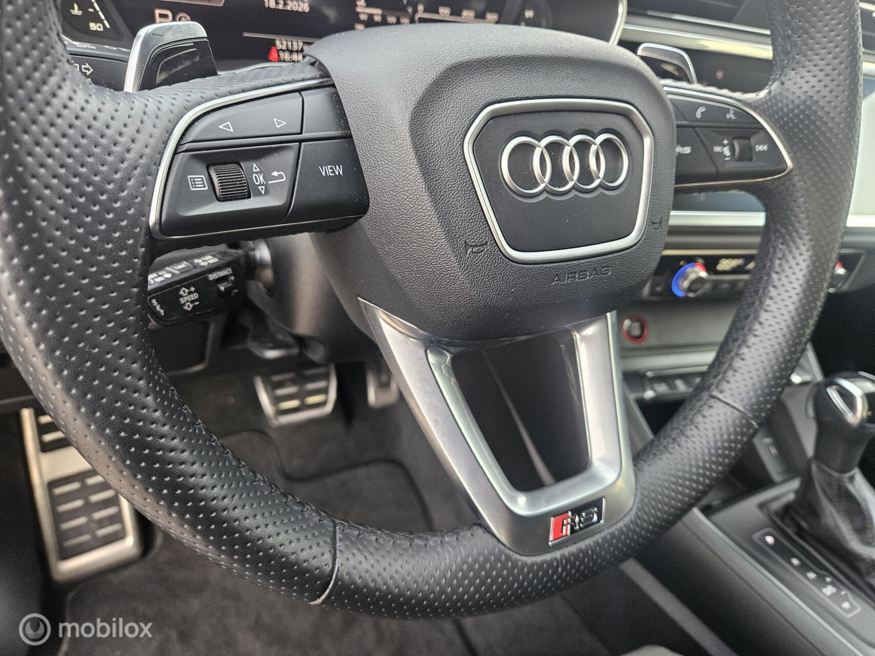 Foto van Audi RS Q3 Sportback