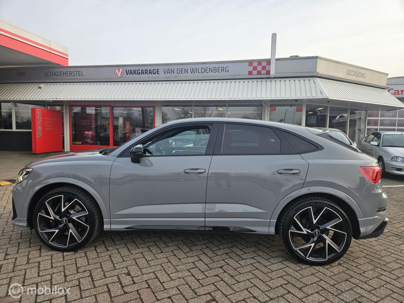 Foto van Audi RS Q3 Sportback