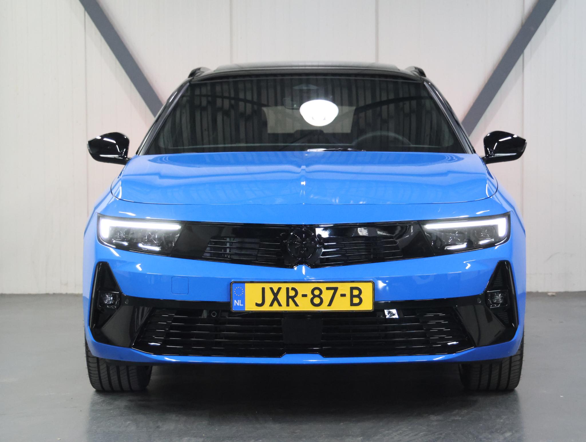 Foto van Opel Astra Sports Tourer