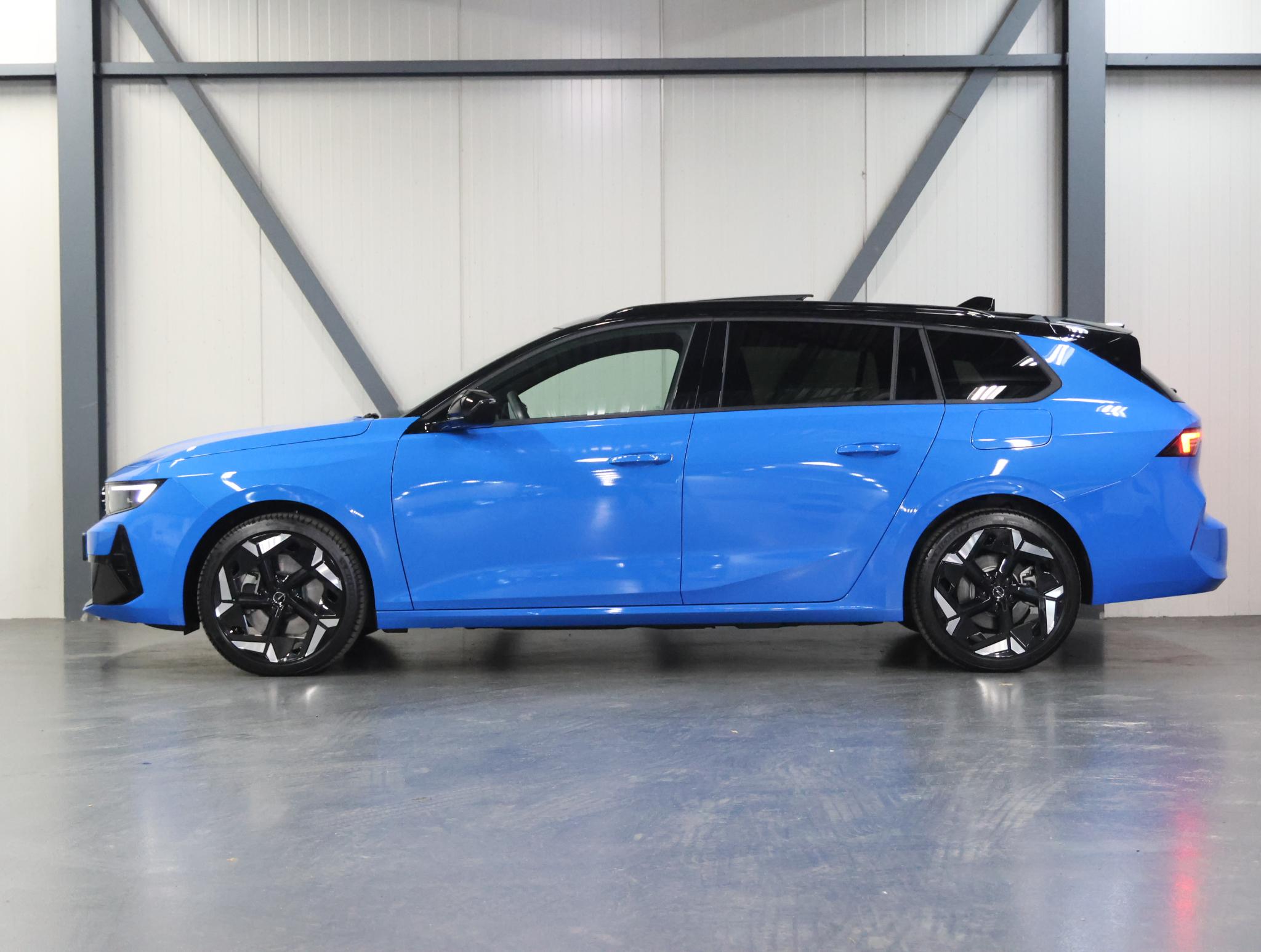 Foto van Opel Astra Sports Tourer