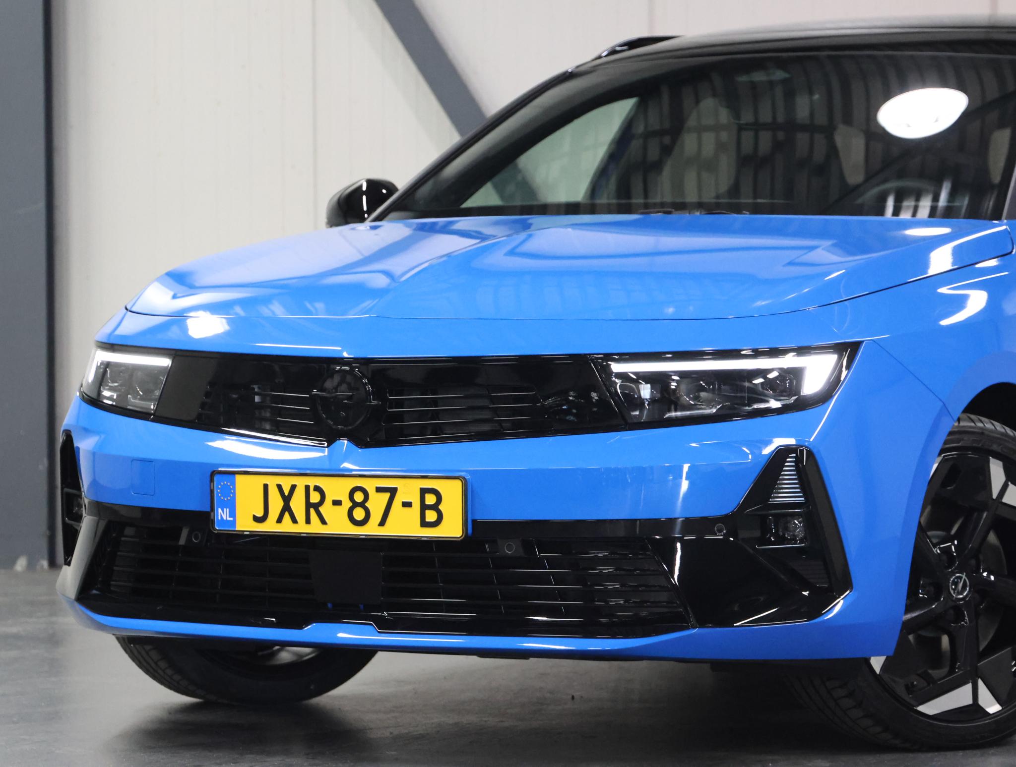 Foto van Opel Astra Sports Tourer