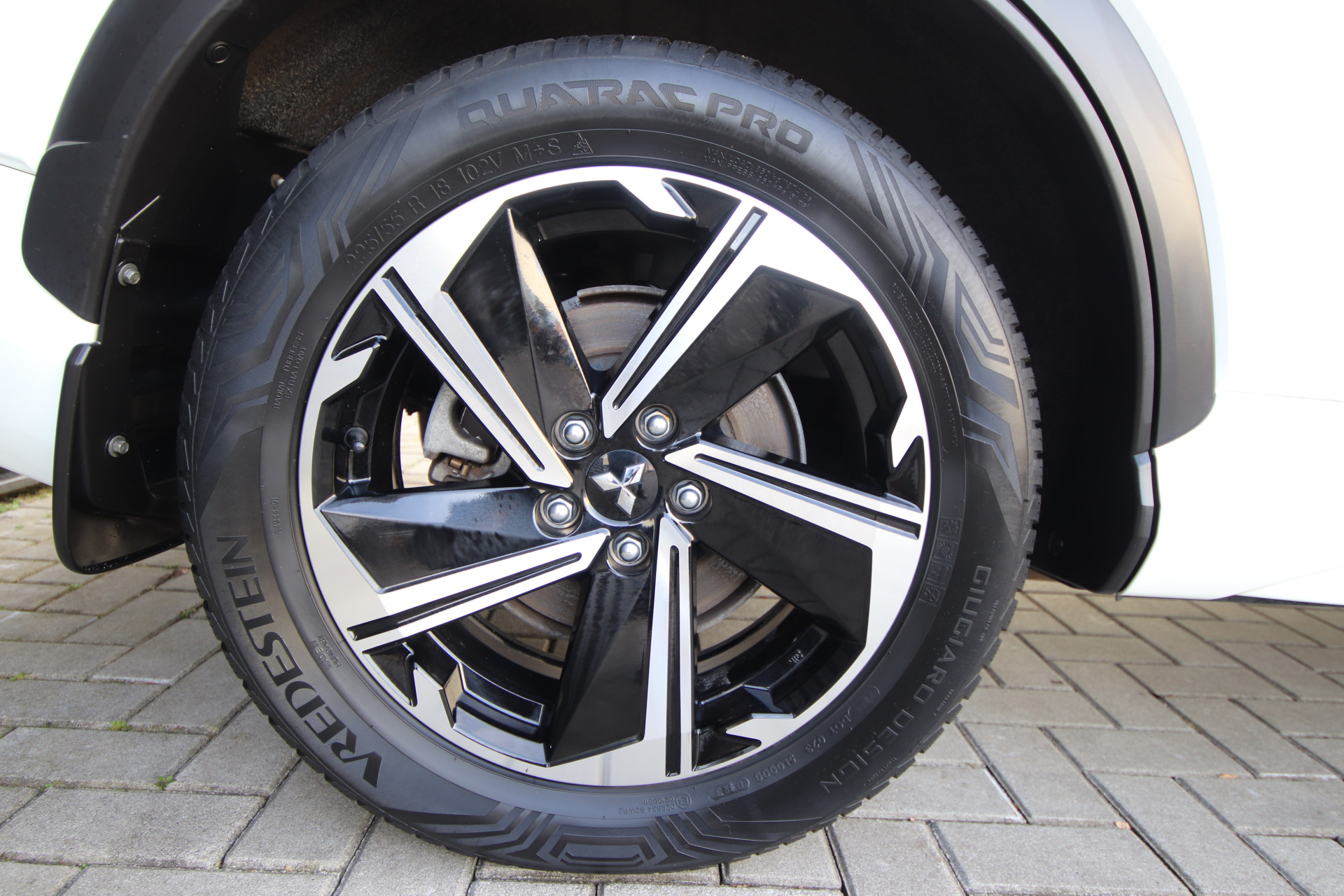 Foto van Mitsubishi Mitsubishi Eclipse Cross