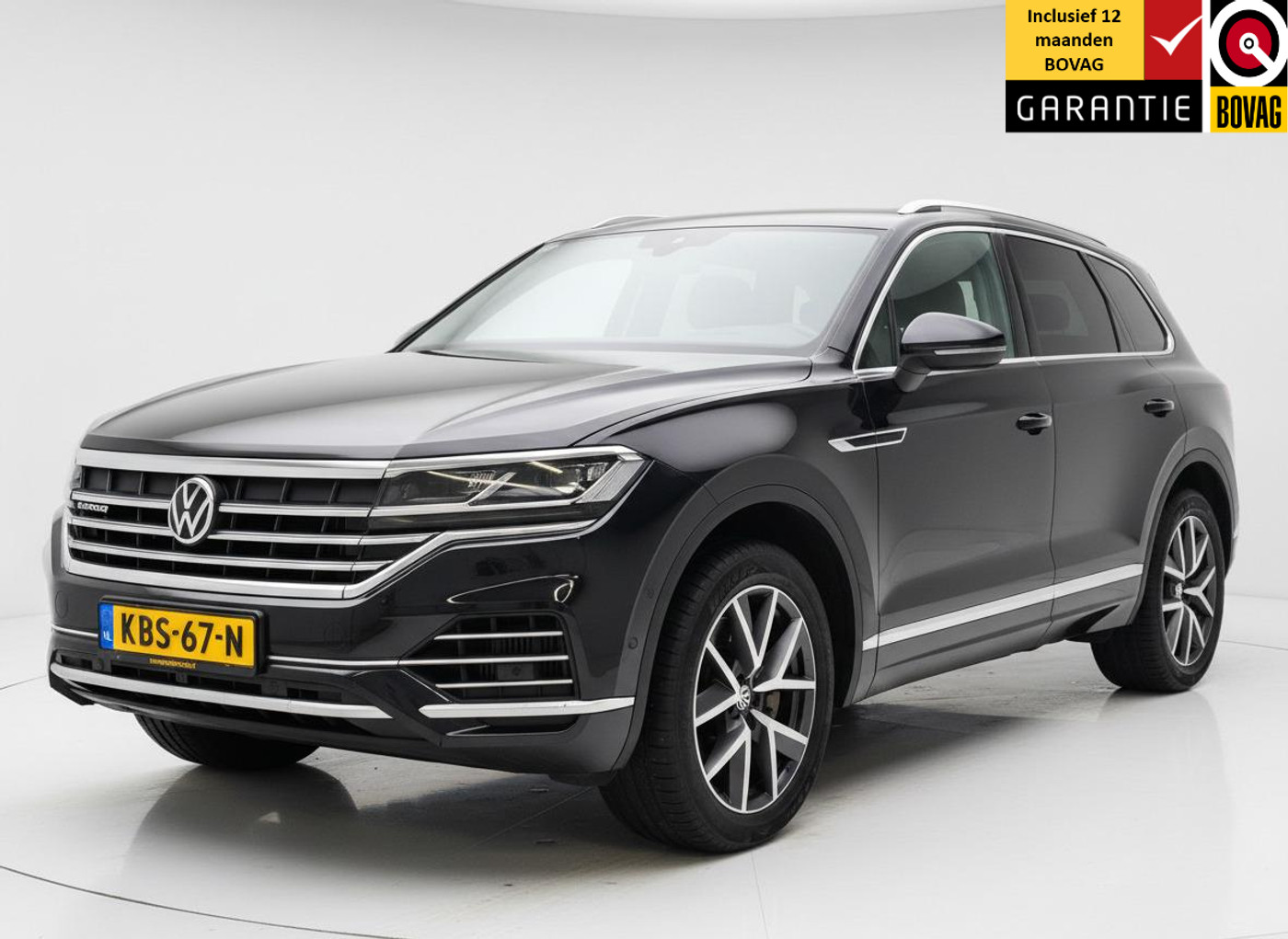 Volkswagen Touareg Ehybrid 3.0 TSI PHEV Elegance PANO LEER MEMORYSEATS TREKH 2021 - voorkant