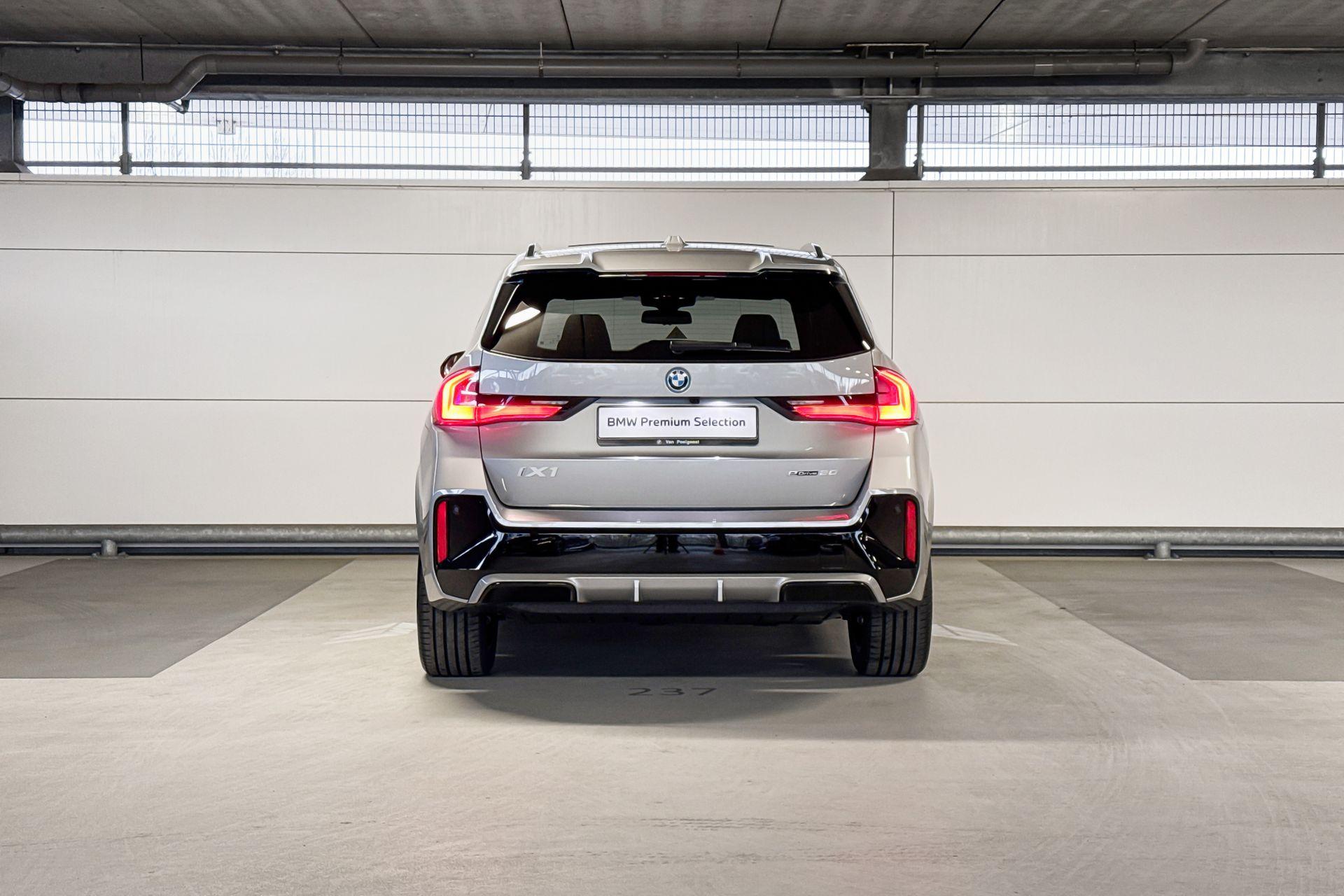 Foto van BMW Ix1 Edrive20
