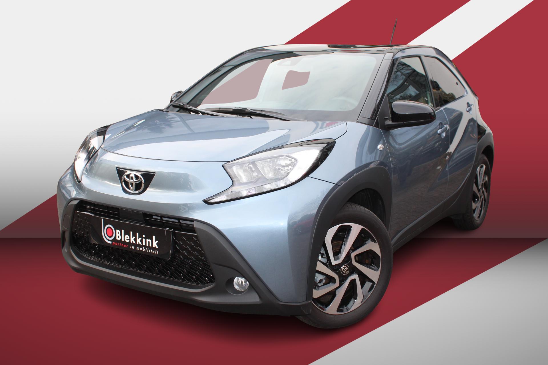 Toyota Aygo X 1.0 VVT-i MT Play 2025 - voorkant