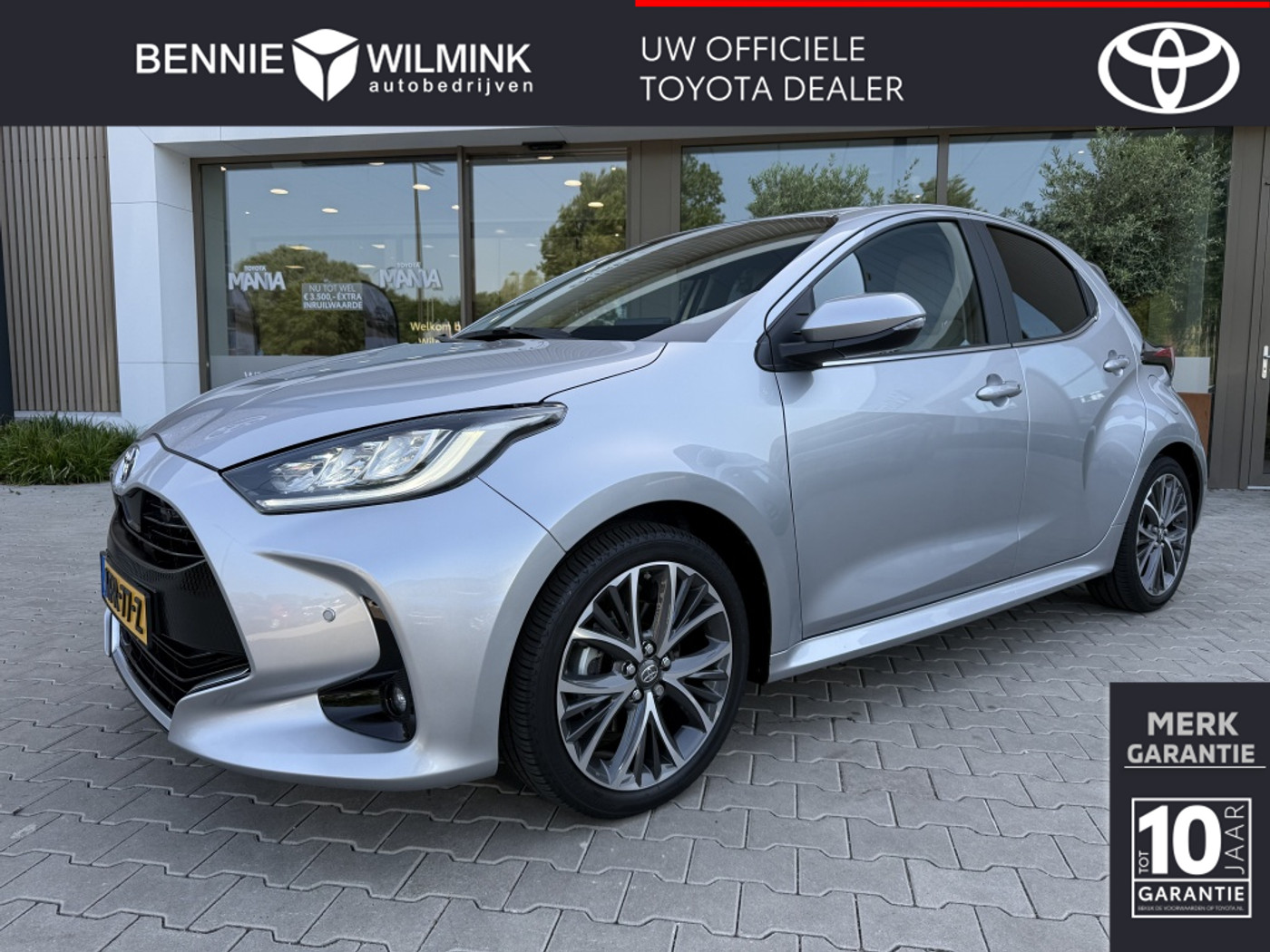 Toyota Toyota Yaris 1.5 Hybrid Executive | JBl | HUD | PDC V+A 2022 - voorkant