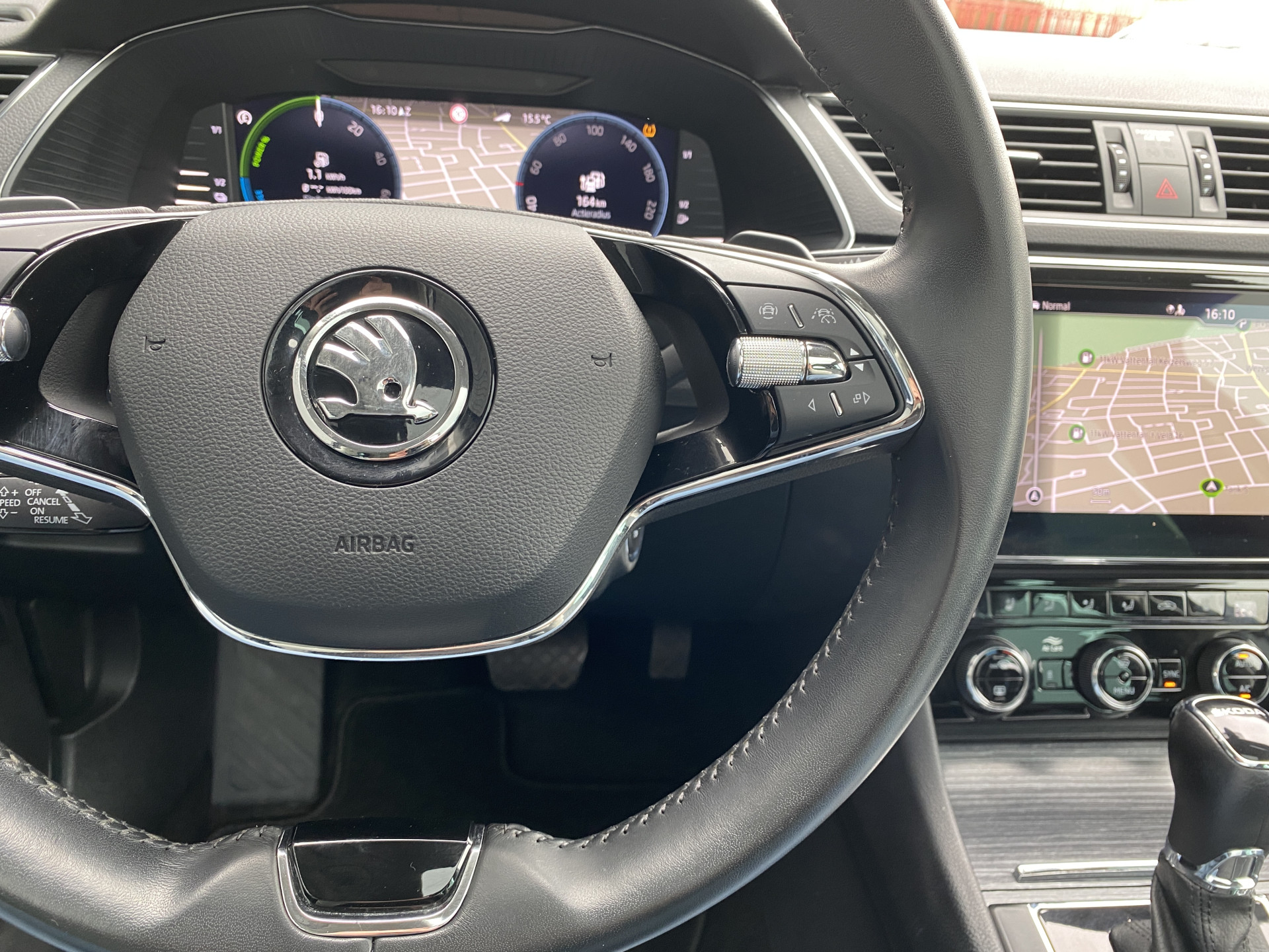 Foto van Škoda Superb Combi