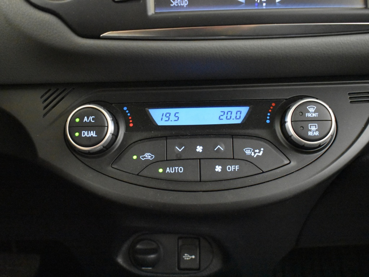 Foto van Toyota Toyota Yaris Hybrid