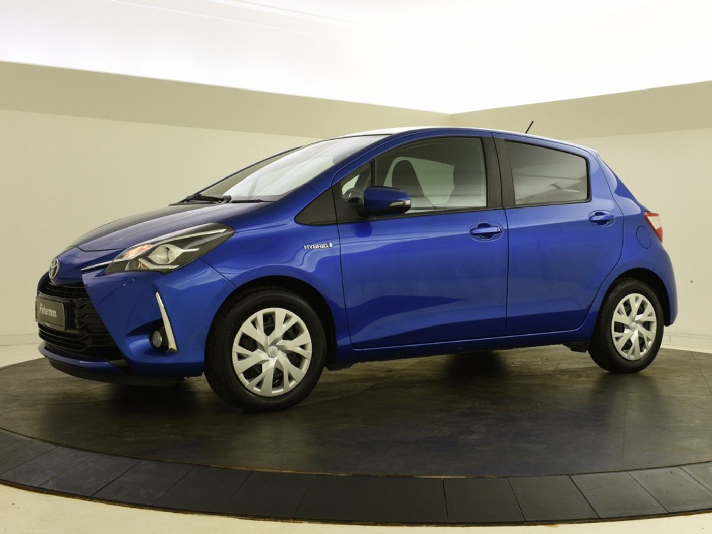 Toyota Toyota Yaris Hybrid 1.5 Hybrid Style | Climatronic | Camera | Stoelverw. 2018 - voorkant