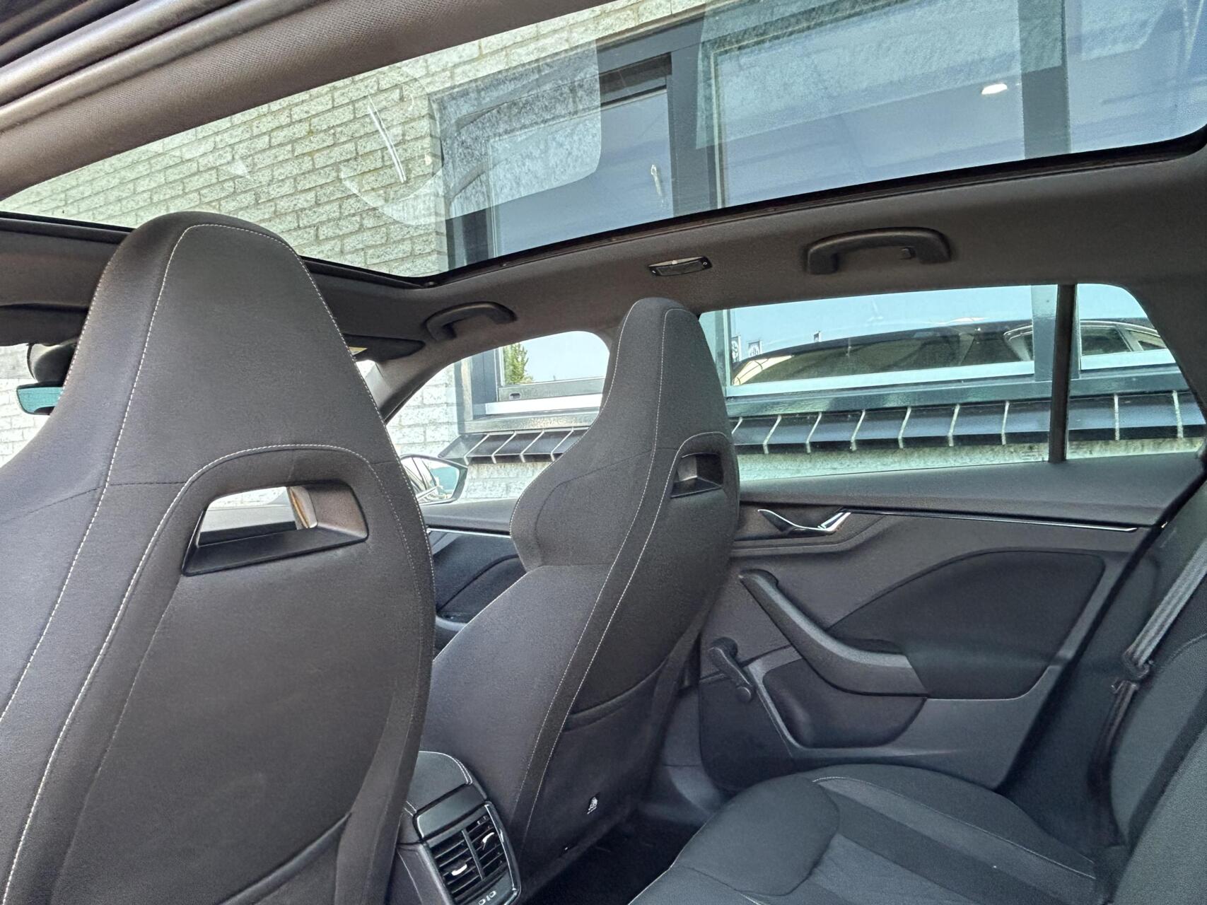 Foto van Skoda Scala