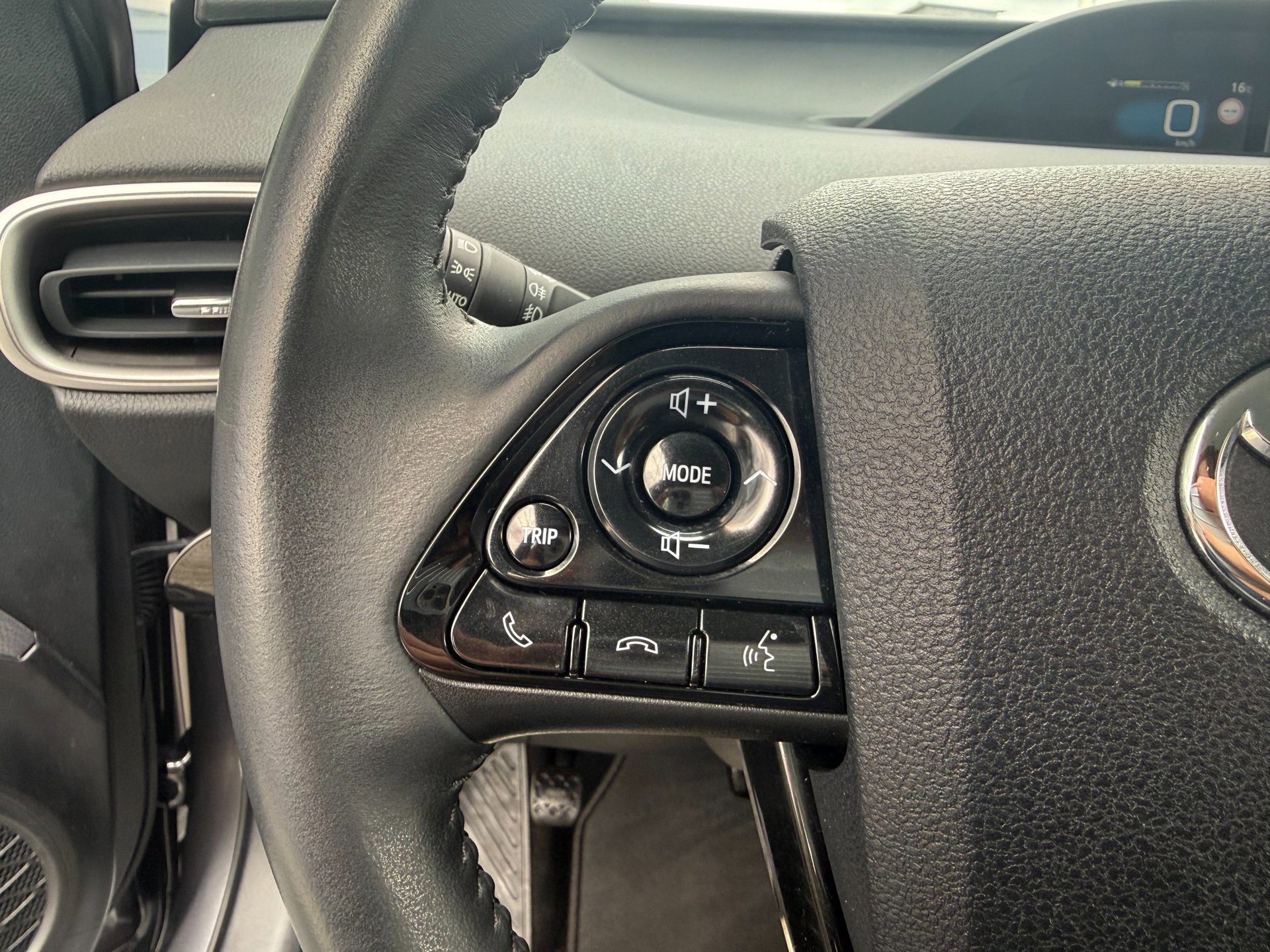 Foto van Toyota Toyota Prius PHV