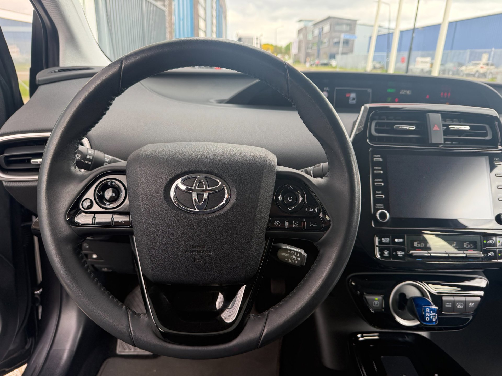 Foto van Toyota Toyota Prius PHV
