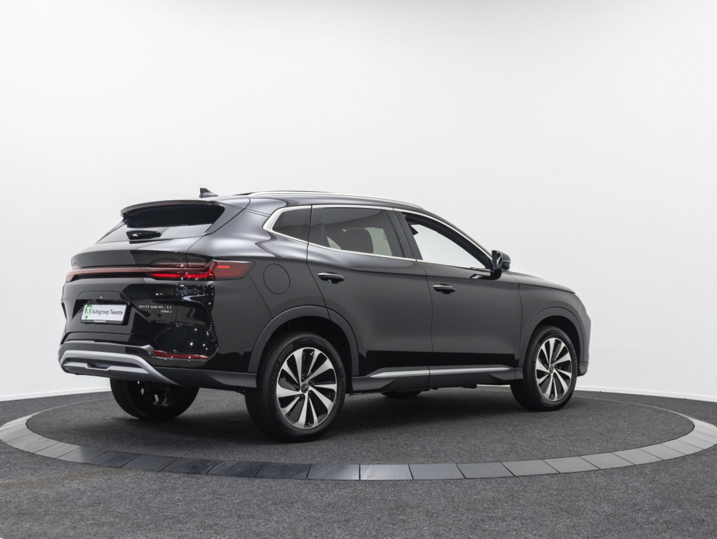 Foto van BYD BYD Seal U Dm-i
