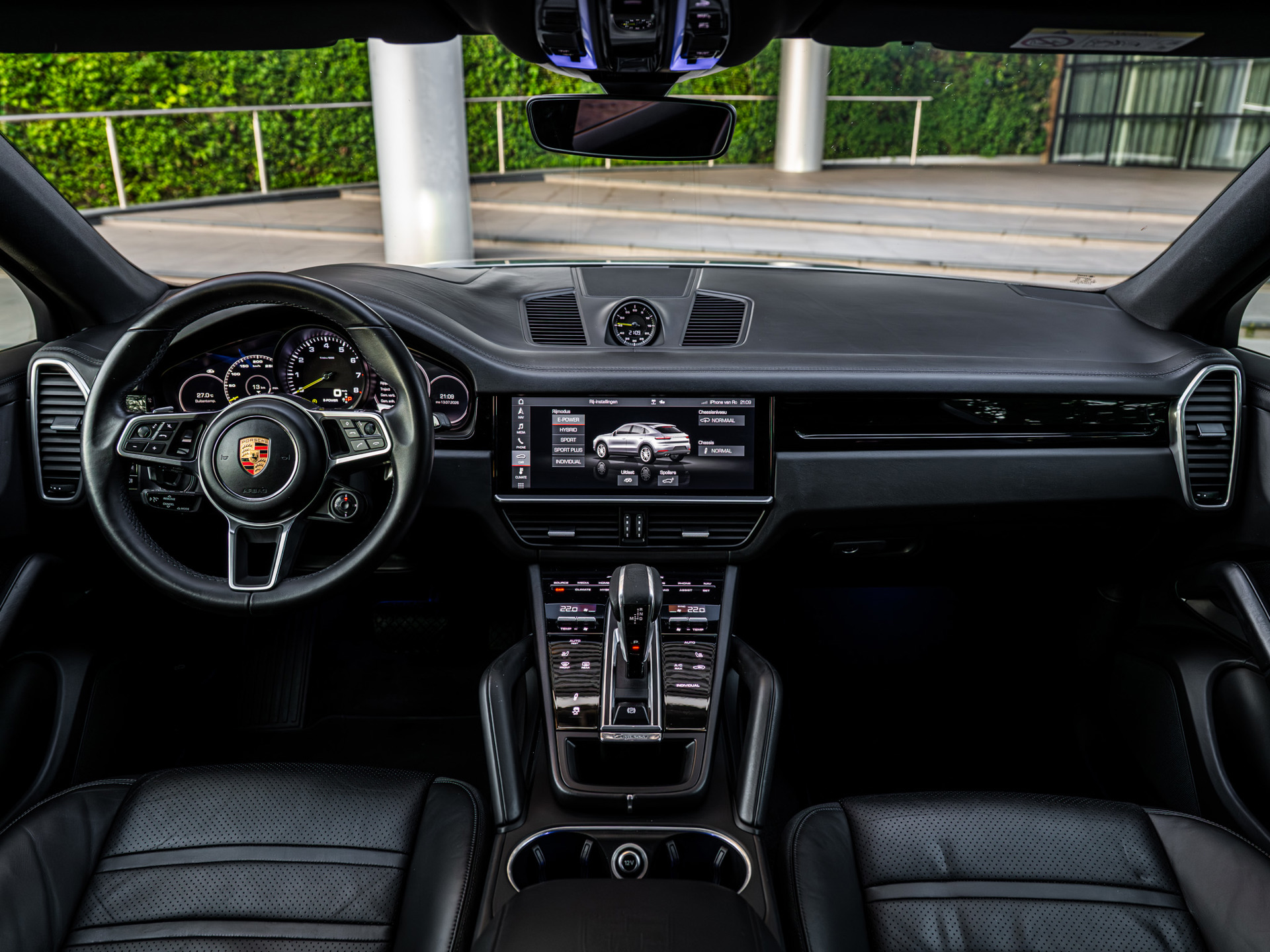 Foto van Porsche Cayenne E-hybrid
