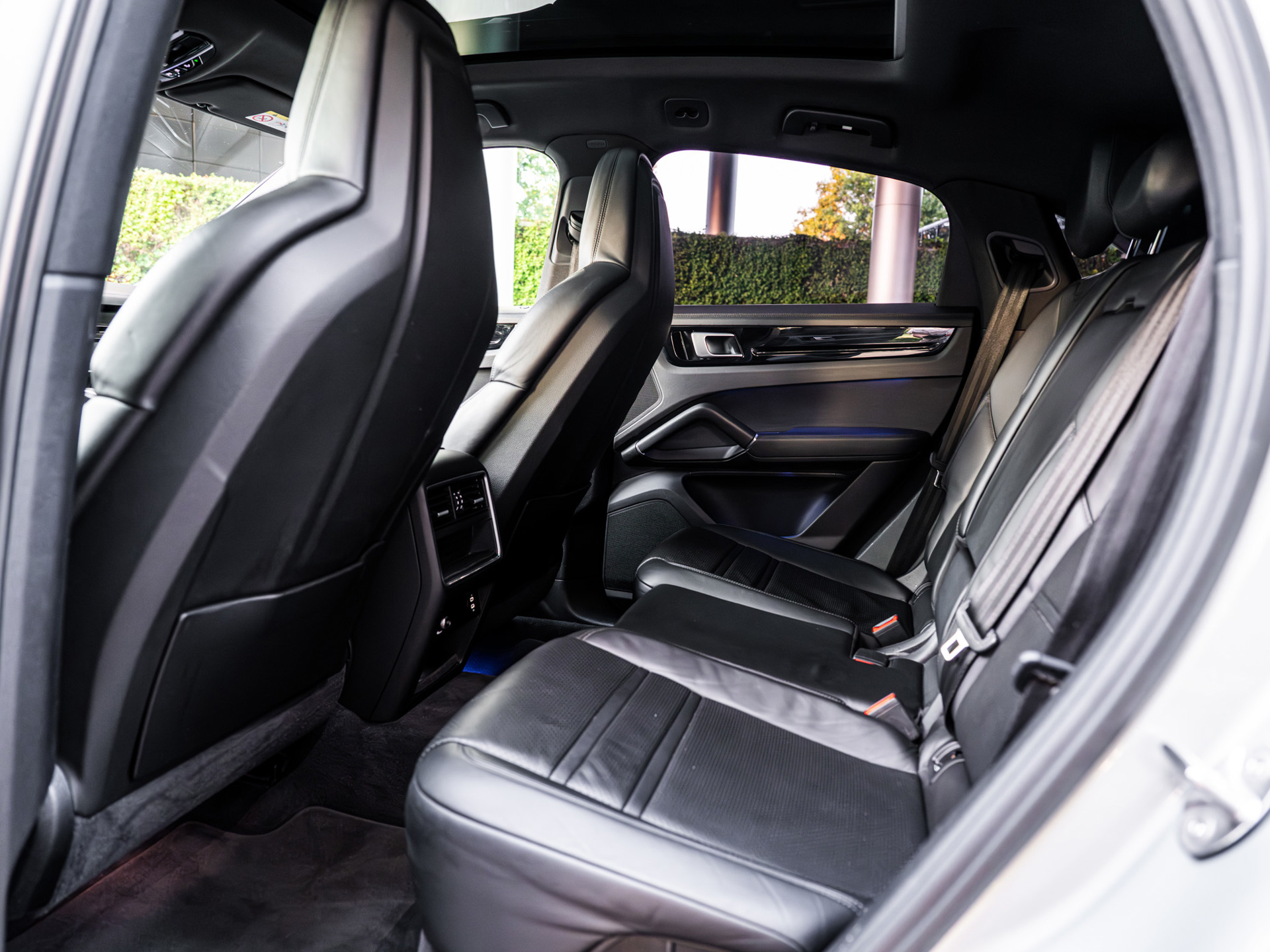 Foto van Porsche Cayenne E-hybrid