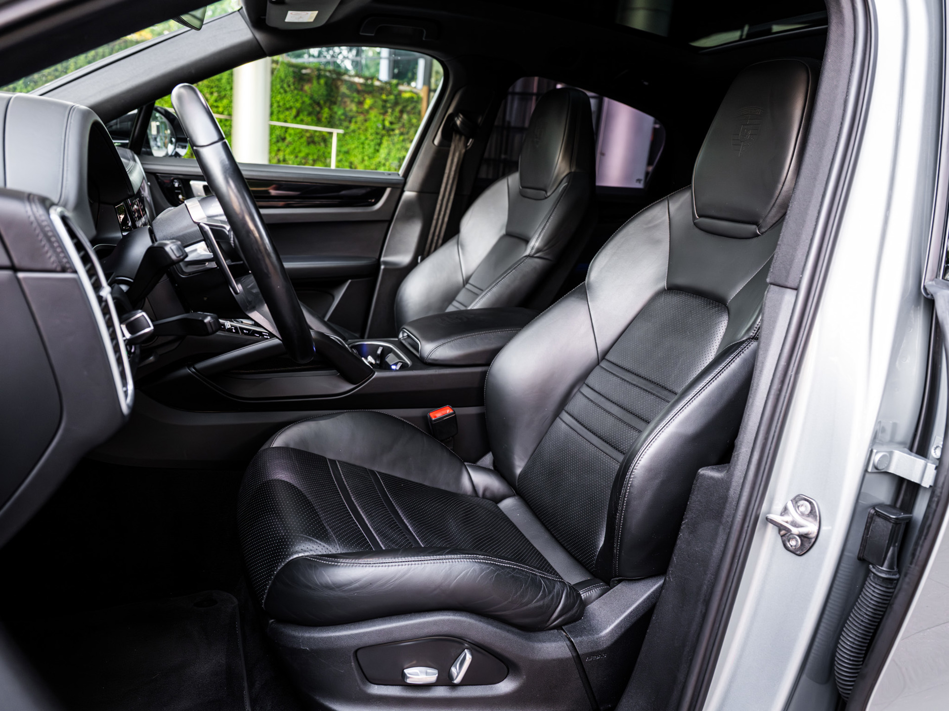 Foto van Porsche Cayenne E-hybrid
