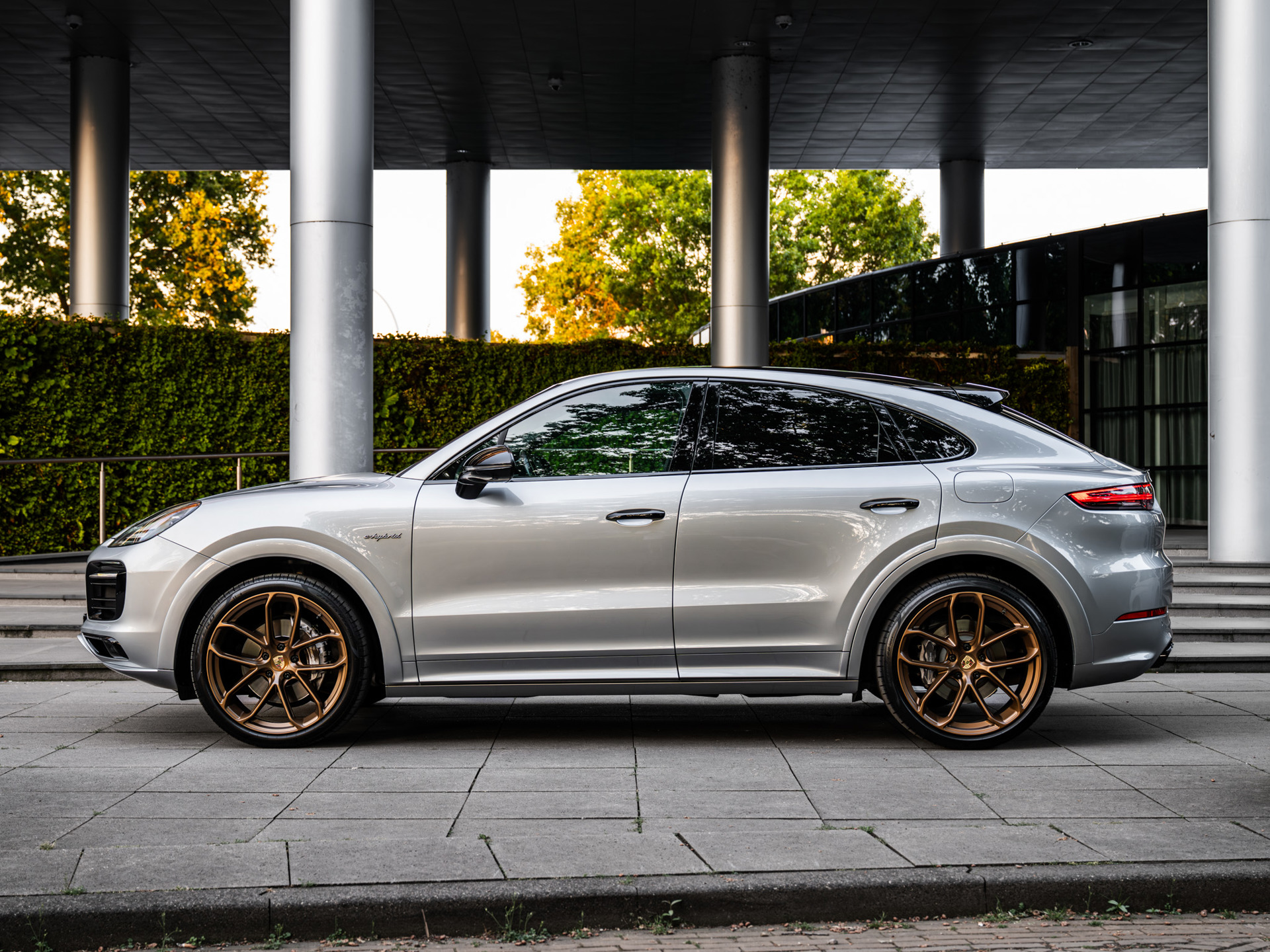 Foto van Porsche Cayenne E-hybrid