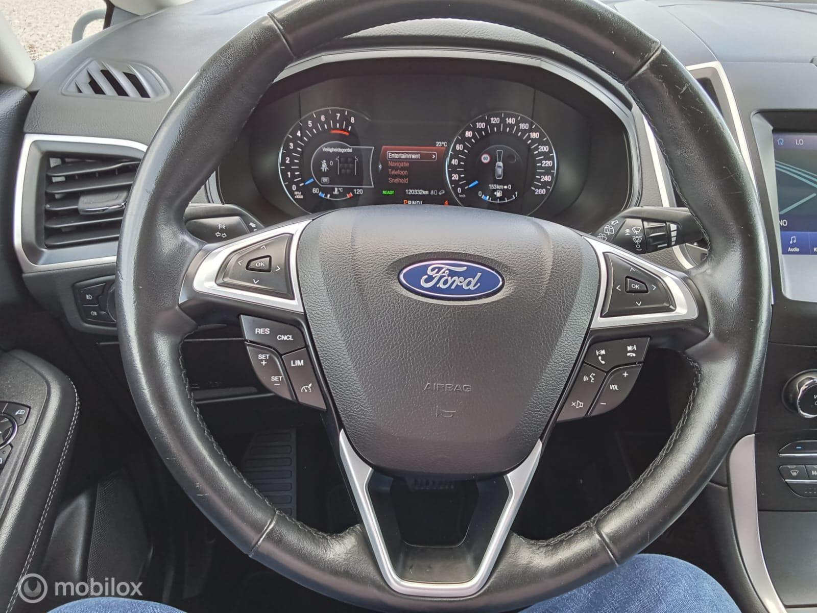 Foto van Ford S-max
