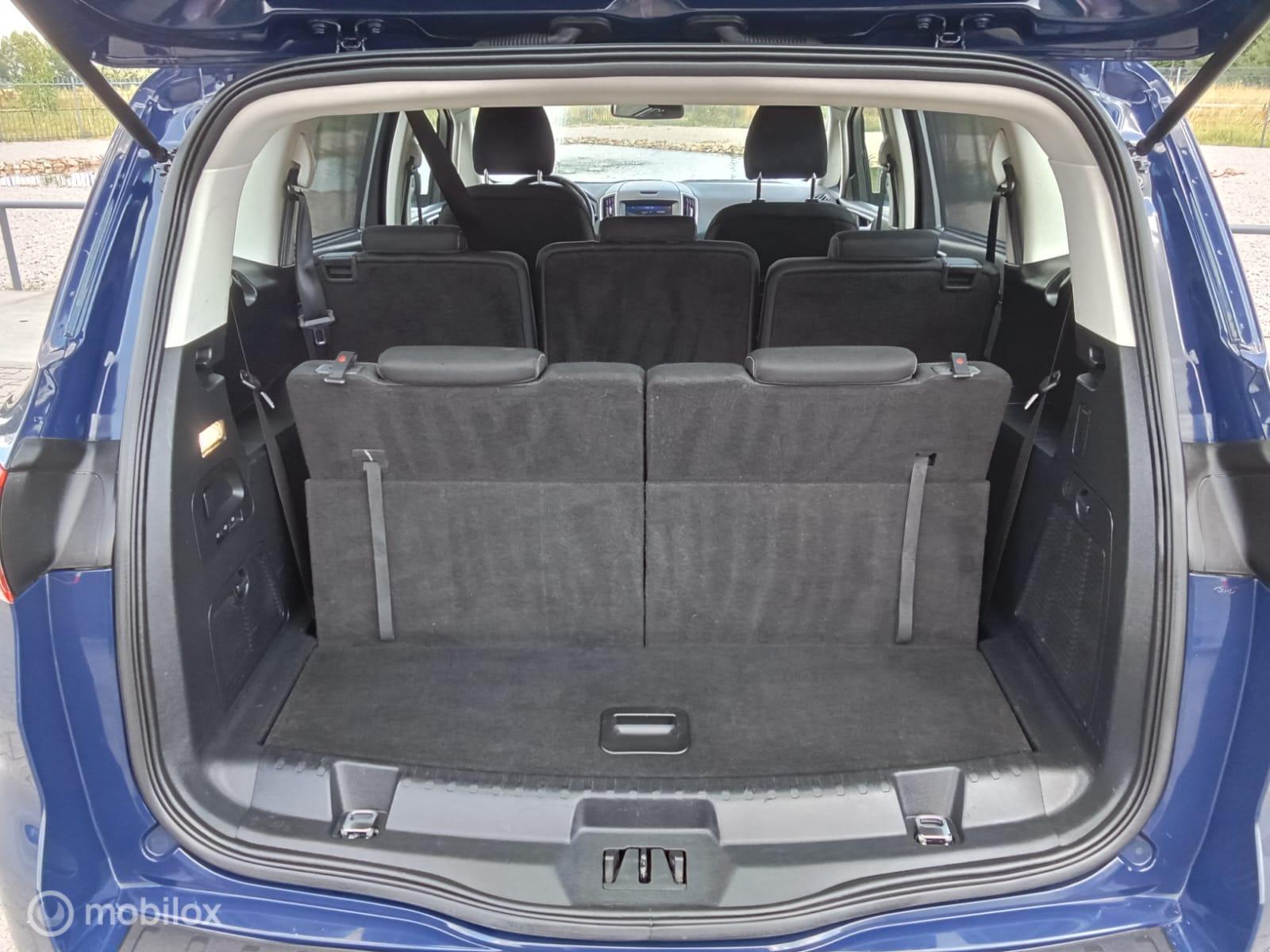 Foto van Ford S-max