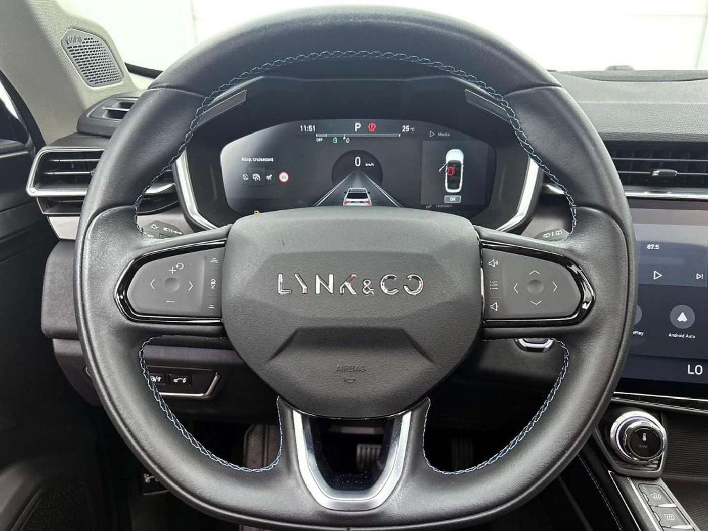 Foto van Lynk&co LYNK & Co 01
