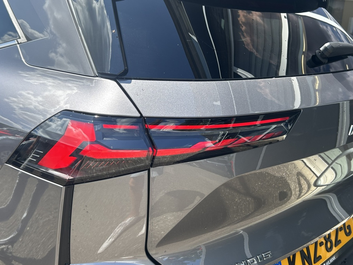 Foto van Mitsubishi Grandis