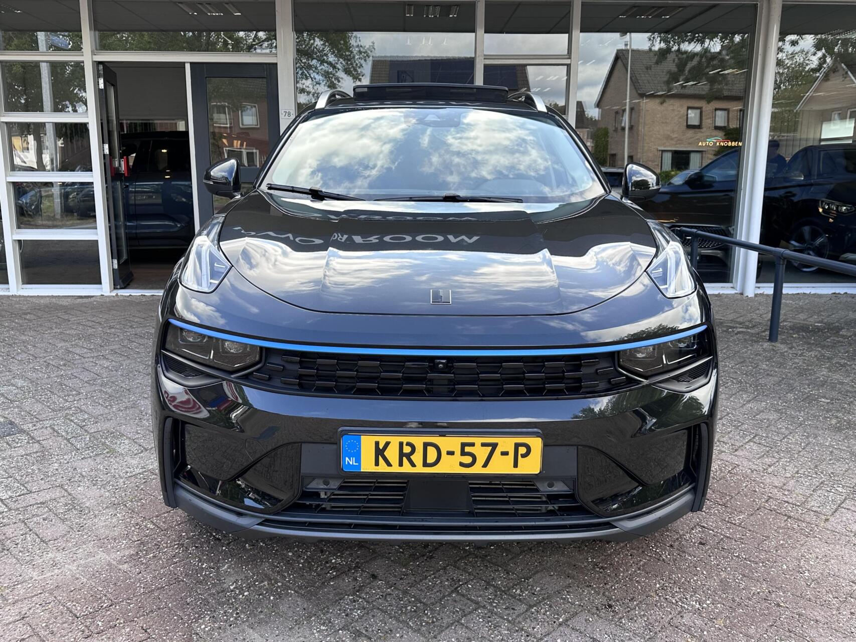 Foto van Lynk&co LYNK & Co 01