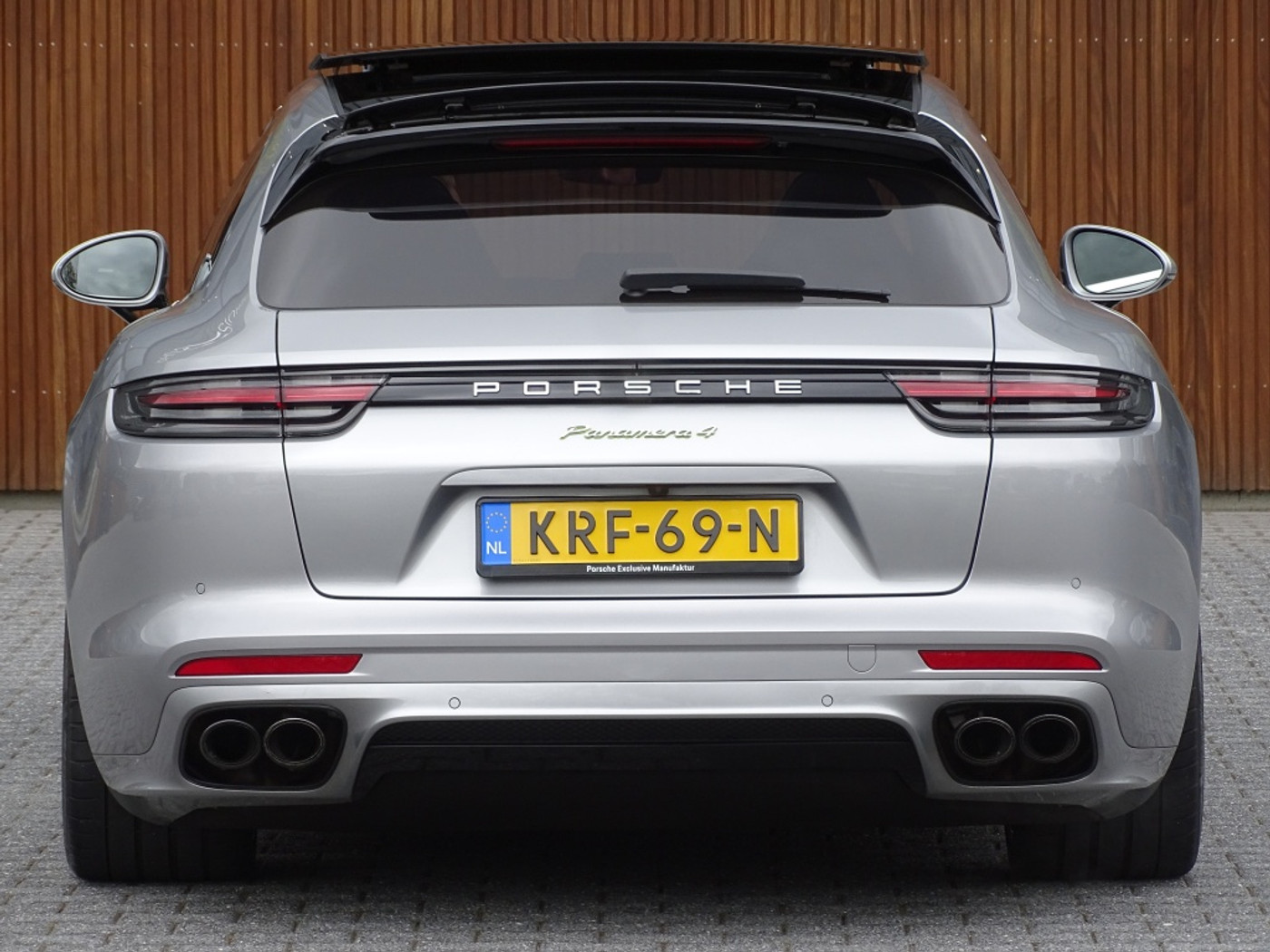 Foto van Porsche Panamera 4 E-hybrid
