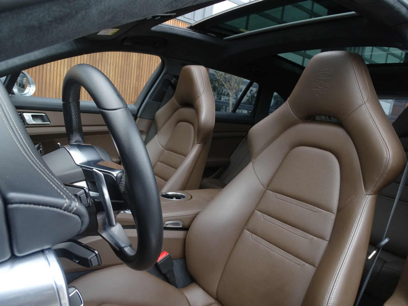 Foto van Porsche Panamera 4 E-hybrid
