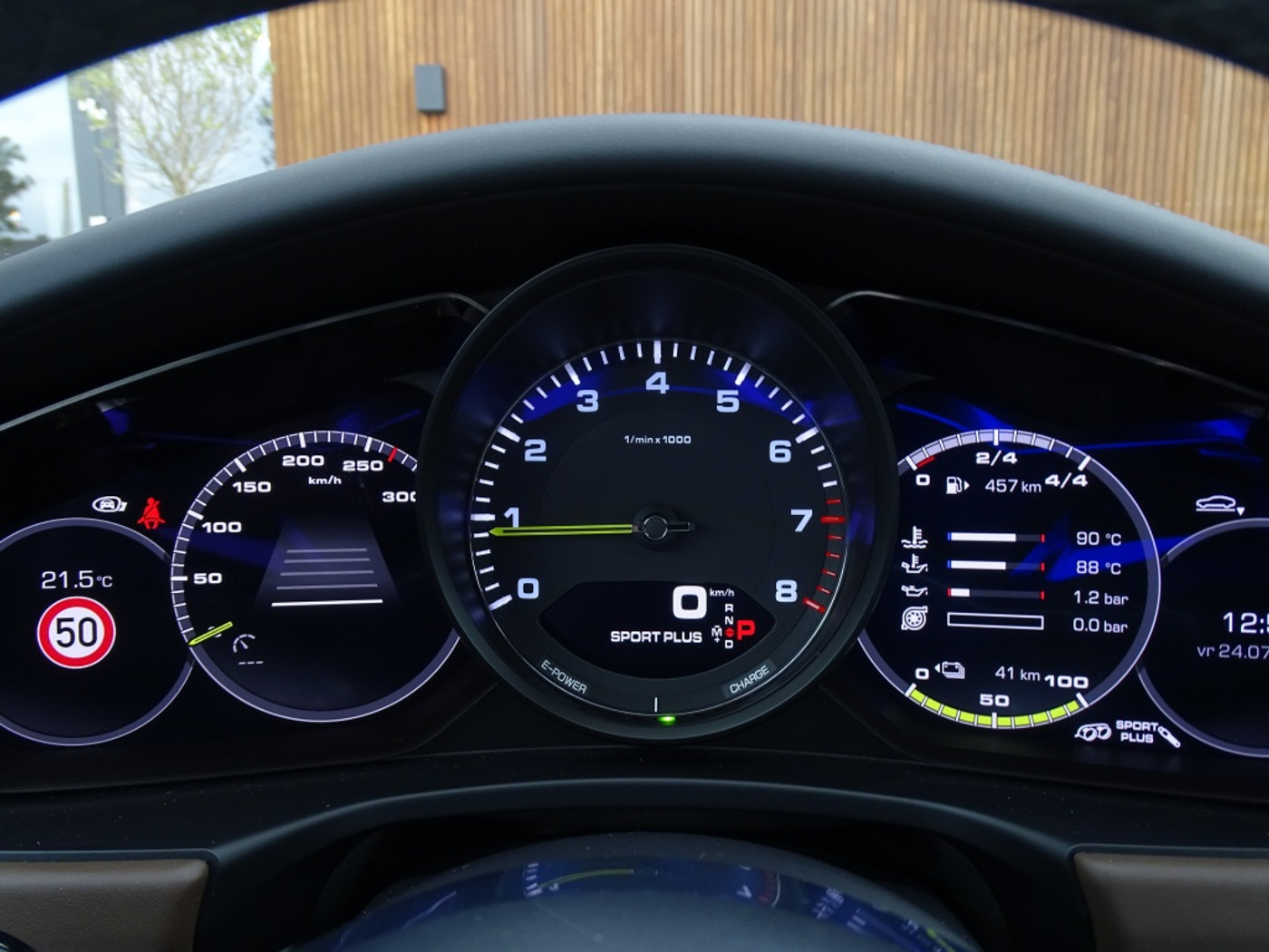 Foto van Porsche Panamera 4 E-hybrid