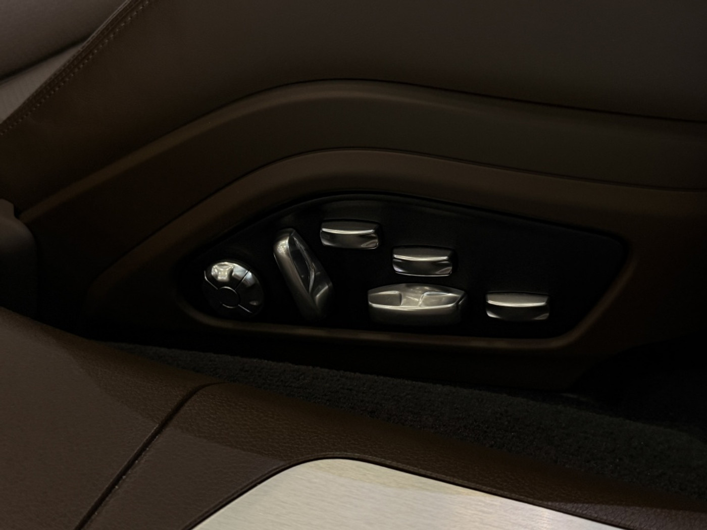 Foto van Porsche Panamera 4 E-hybrid
