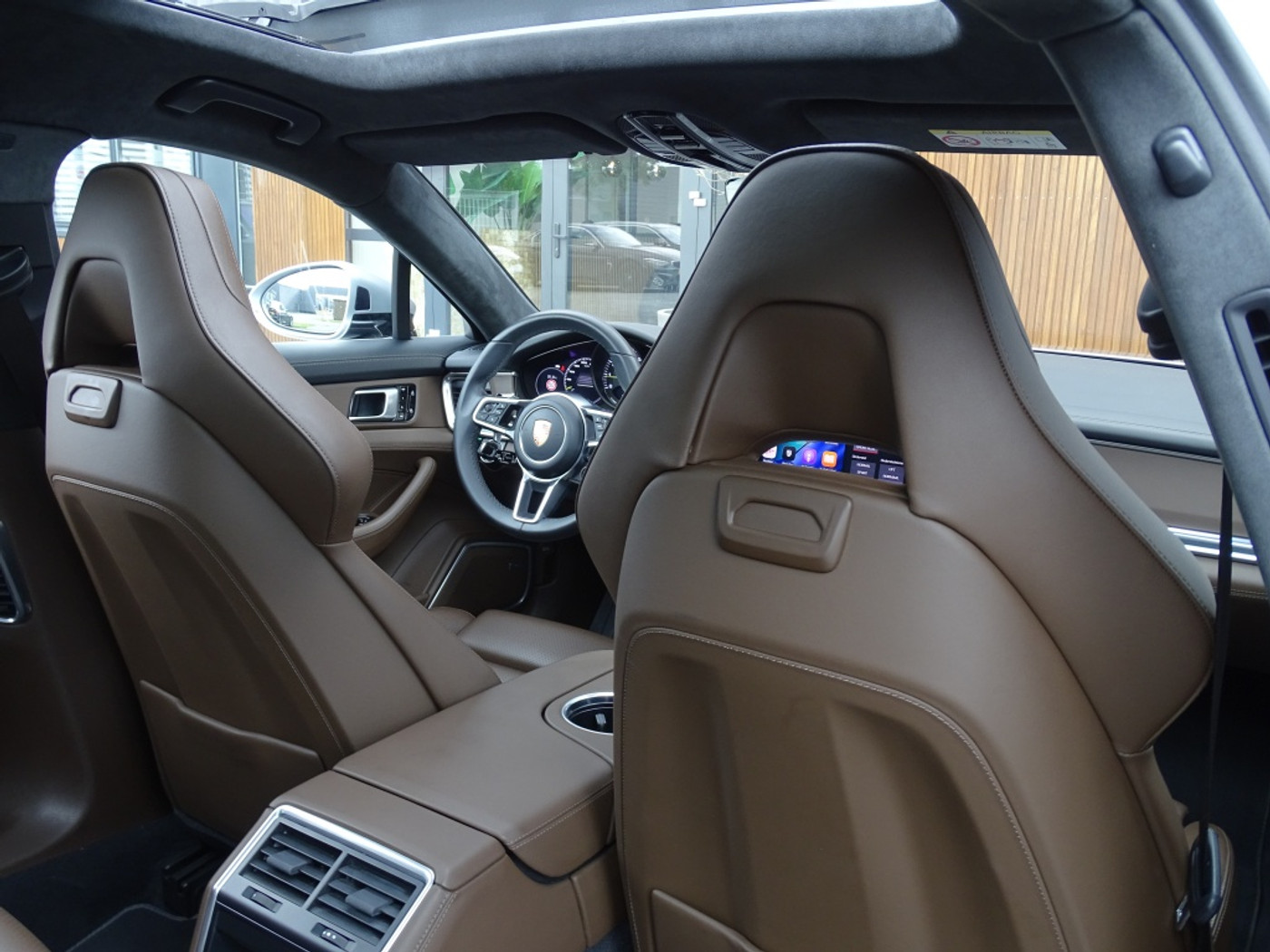 Foto van Porsche Panamera 4 E-hybrid