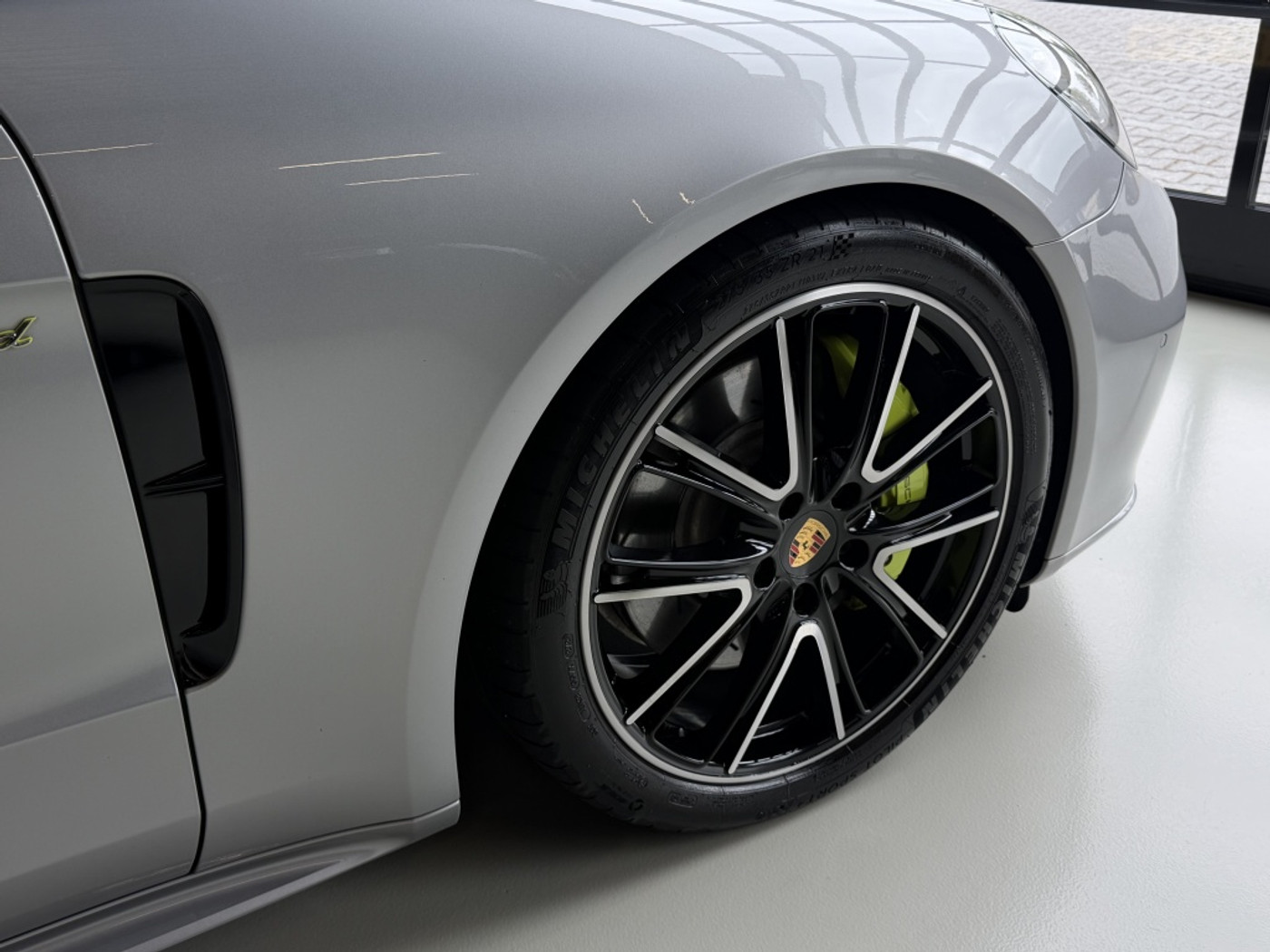 Foto van Porsche Panamera 4 E-hybrid