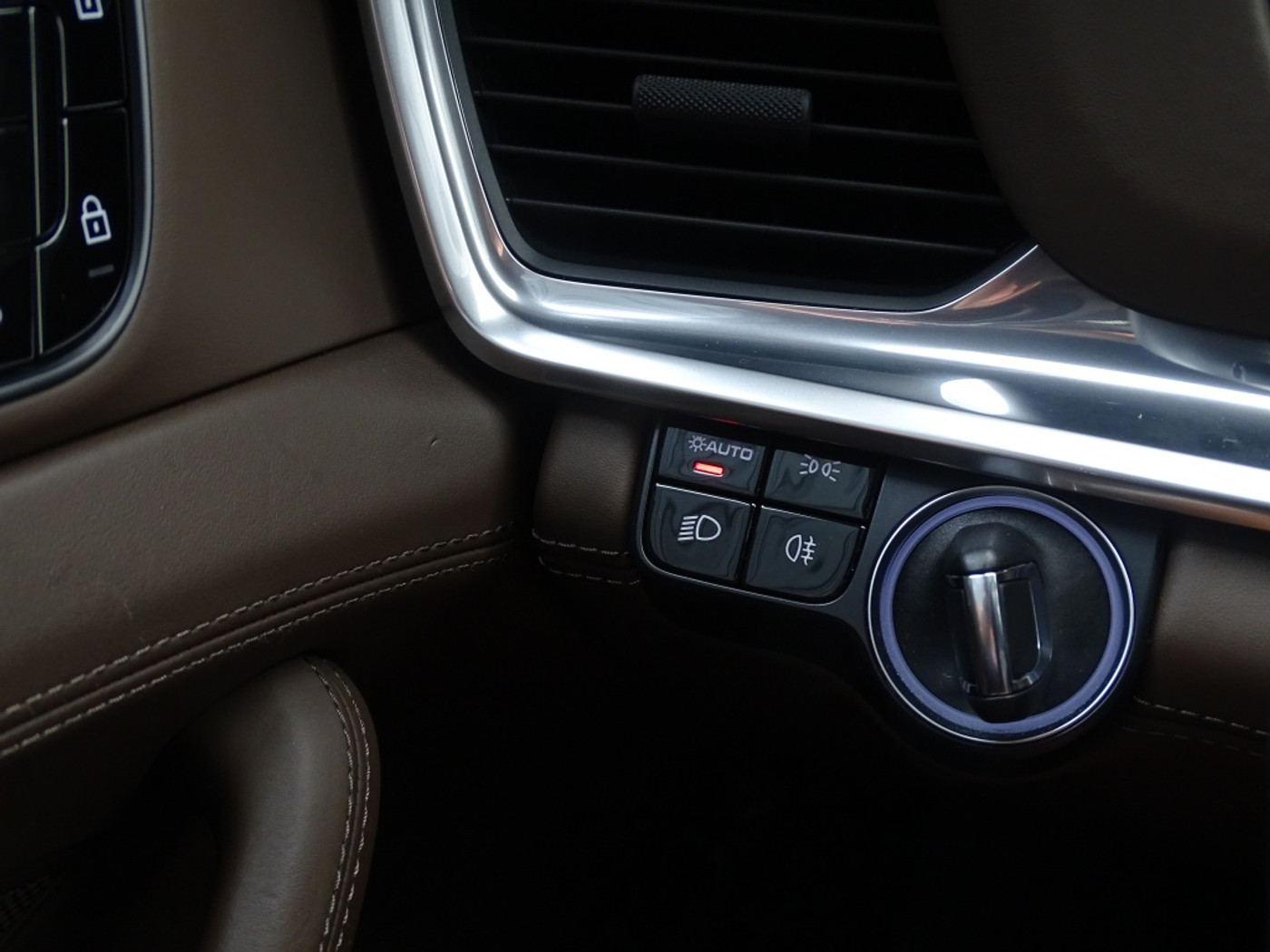 Foto van Porsche Panamera 4 E-hybrid