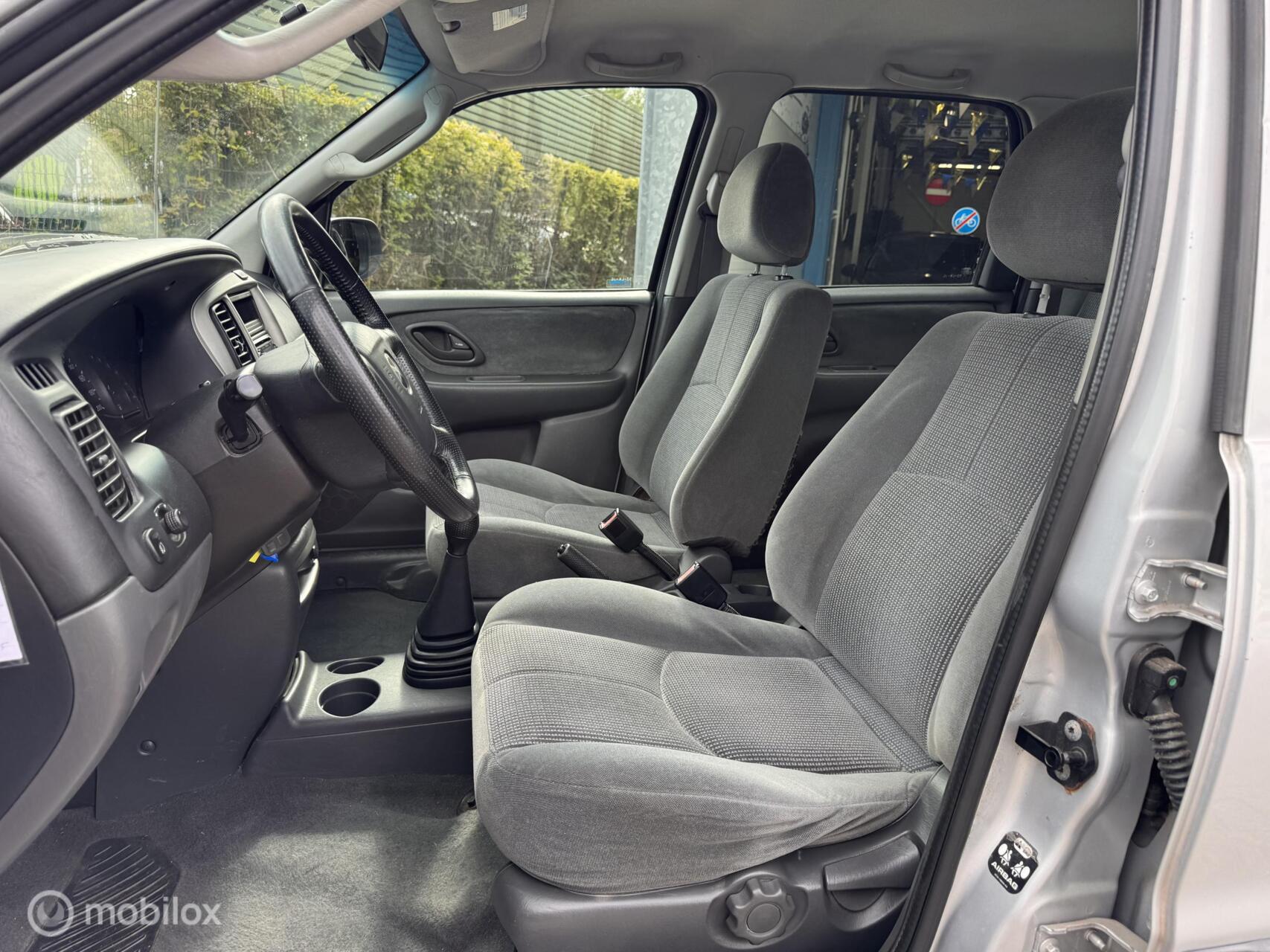 Foto van Mazda Mazda Tribute