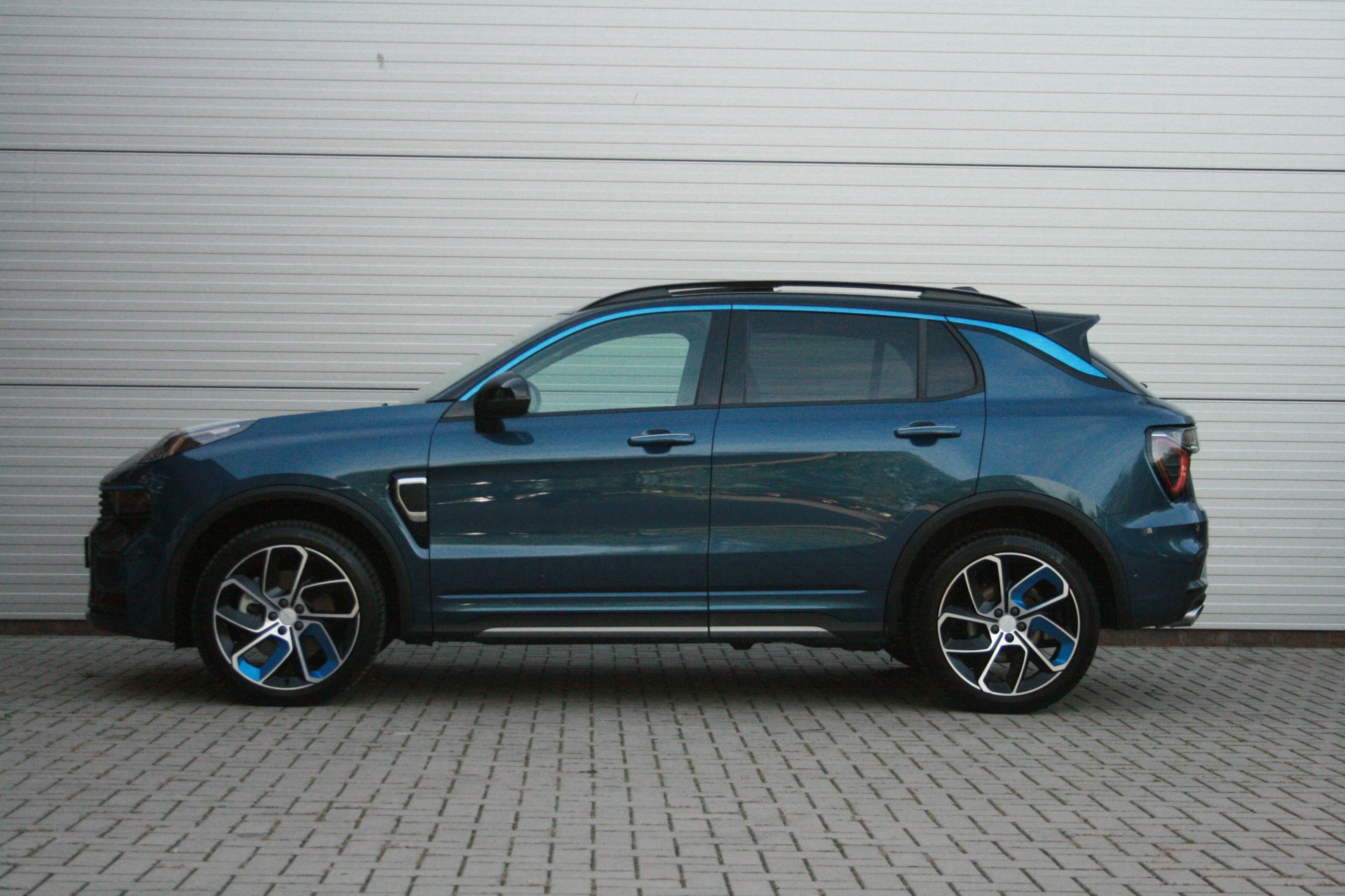 Foto van Lynk&co LYNK & Co 01