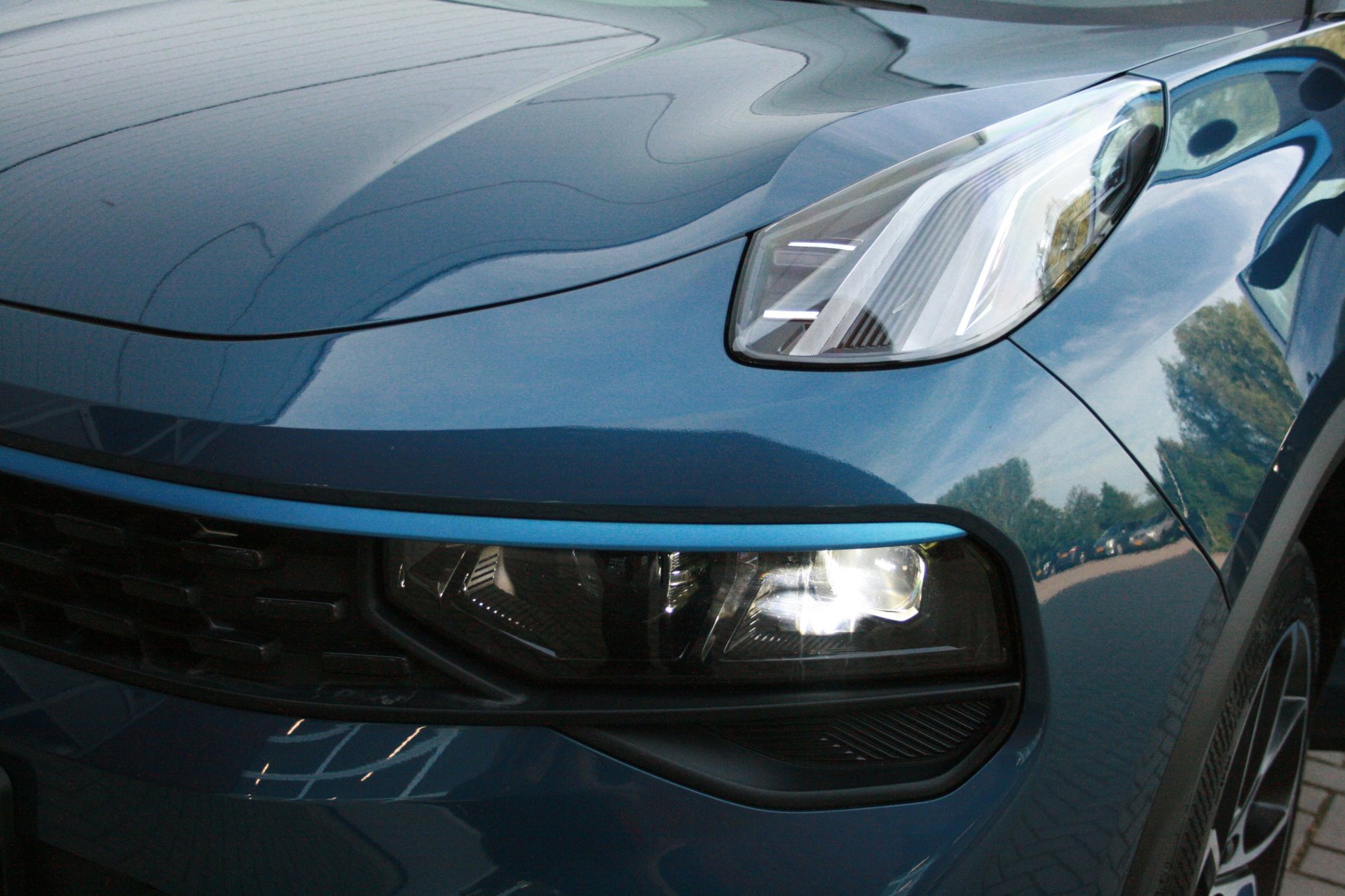 Foto van Lynk&co LYNK & Co 01