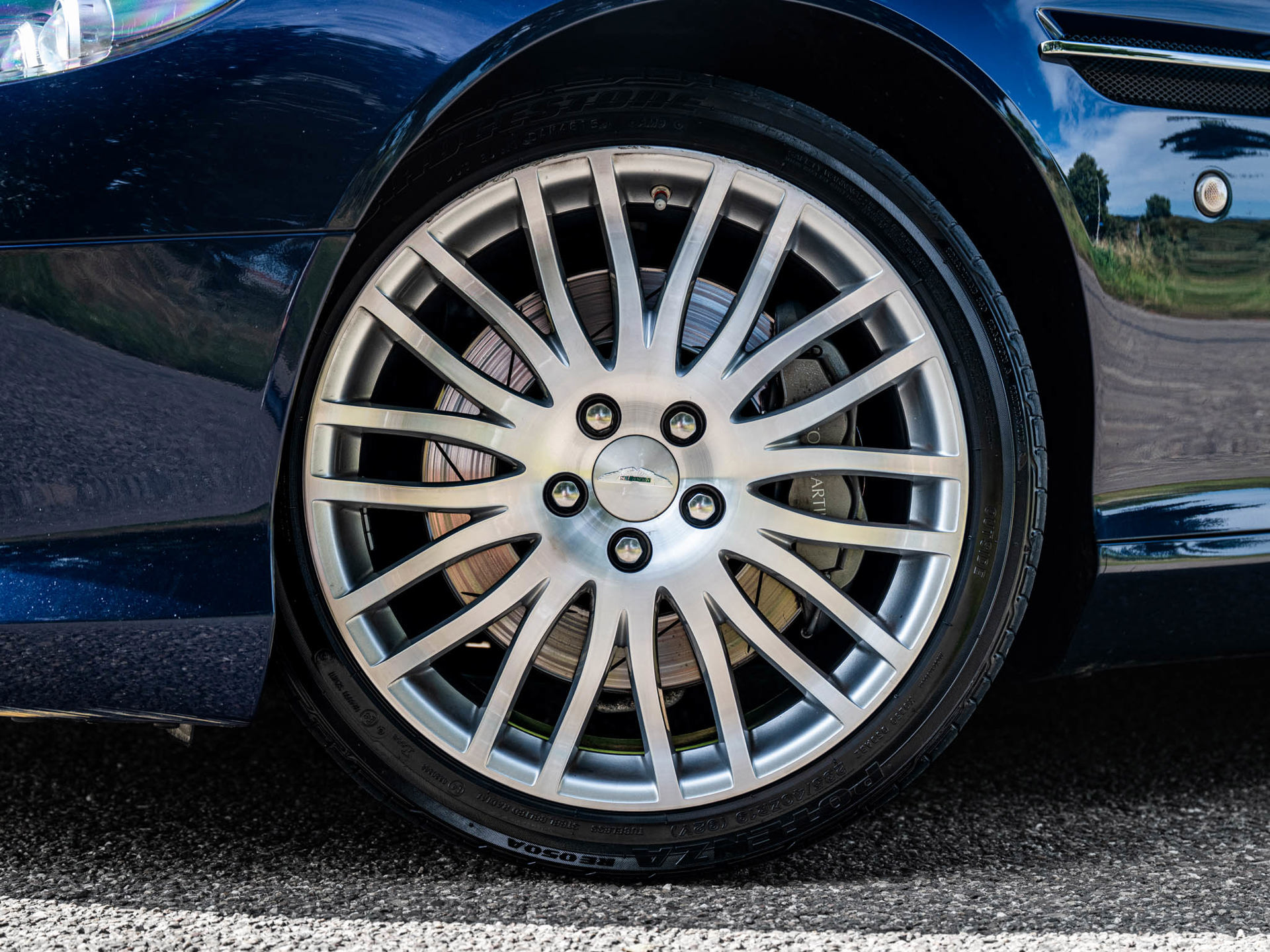 Foto van Aston Martin Db9