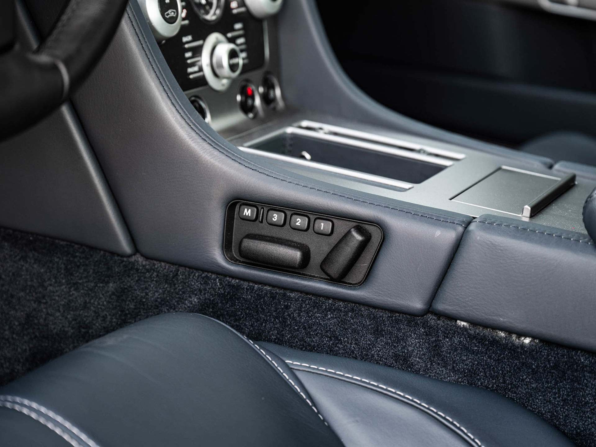 Foto van Aston Martin Db9