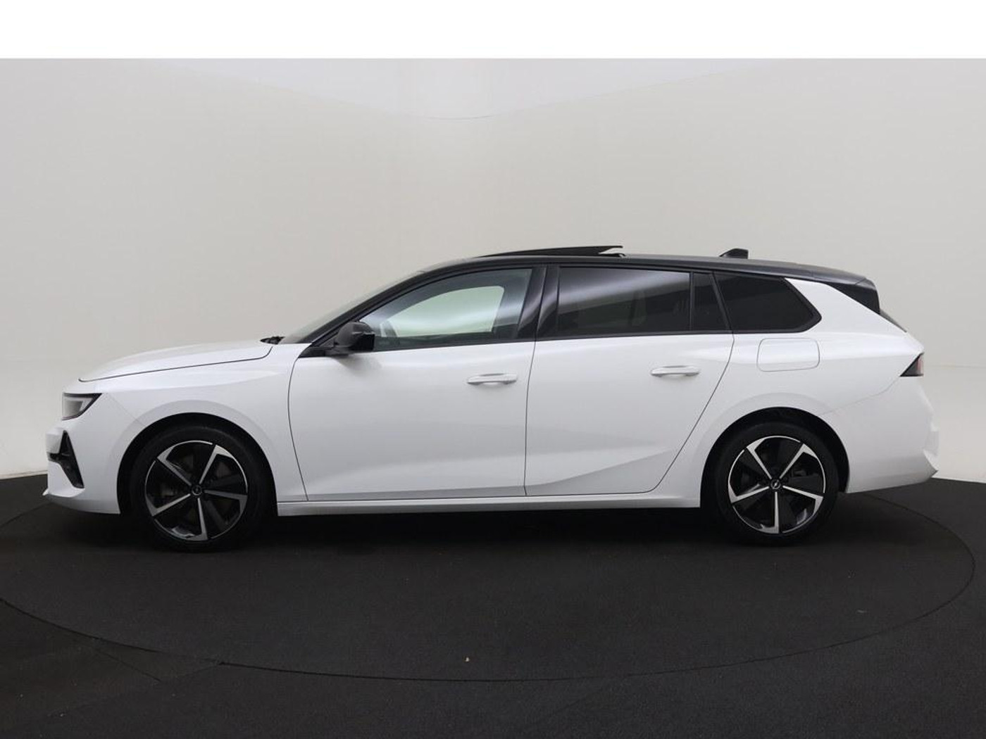 Foto van Opel Astra Sports Tourer