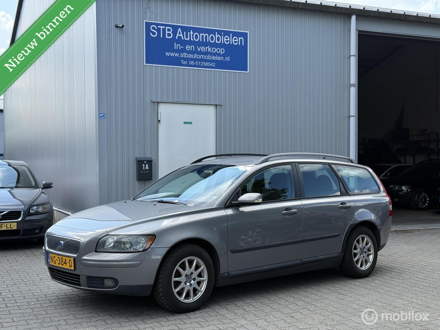 Volvo V50 1.8, nieuwe apk 2004 - voorkant